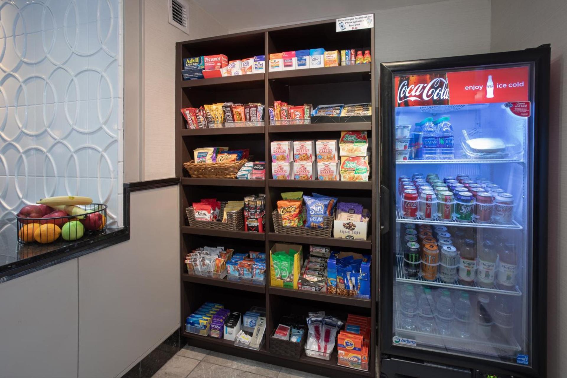 Crowne Plaza Costa Mesa Orange County by IHG photo 11