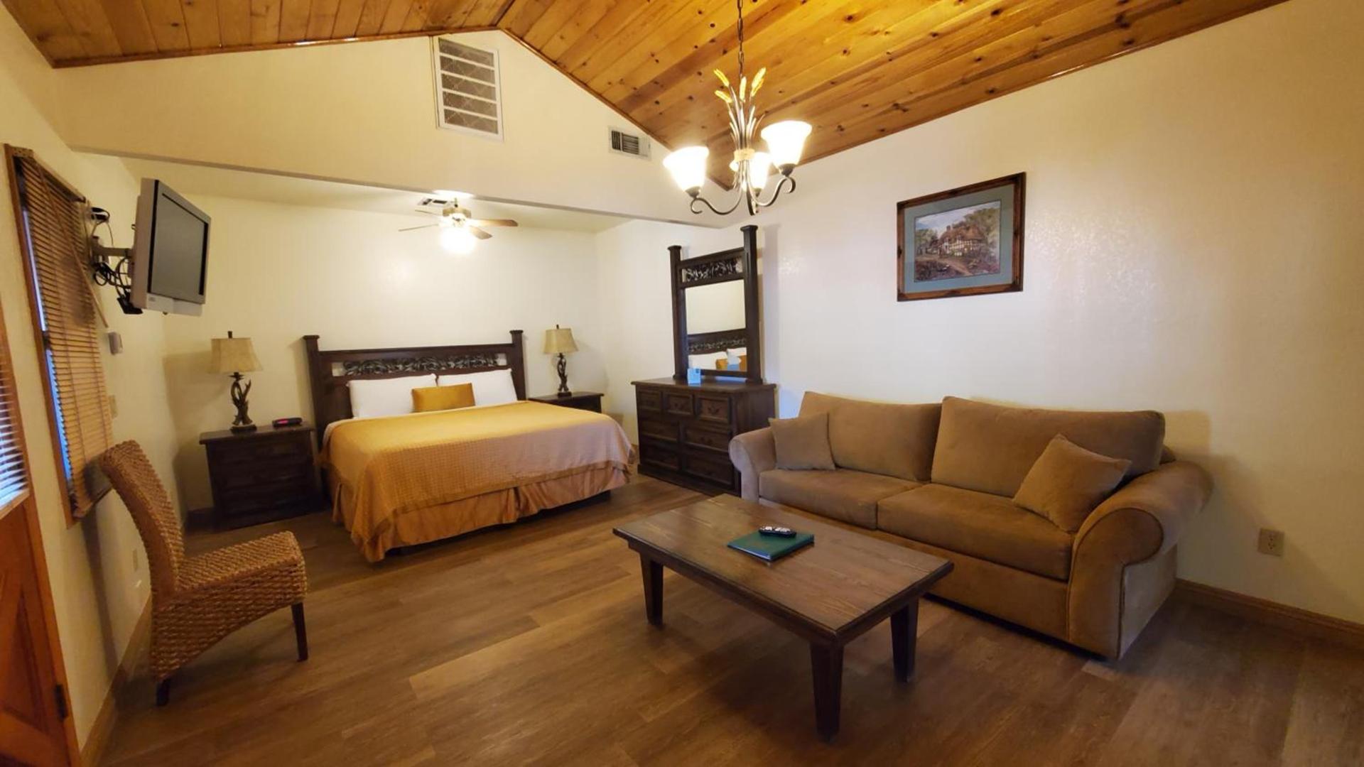 Kernville Inn photo 12