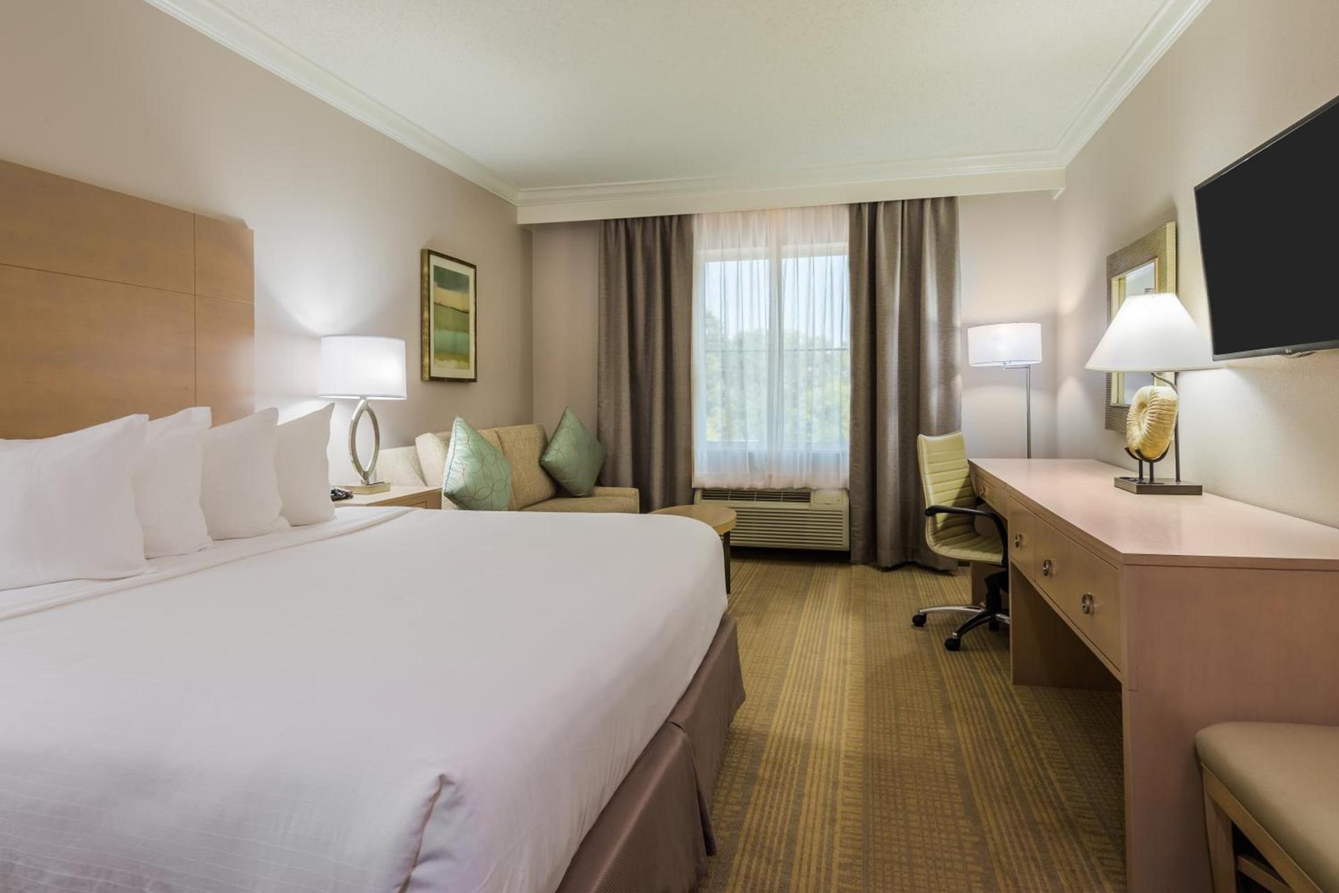 Holiday Inn Express Fairhope - Point Clear by IHG photo 13