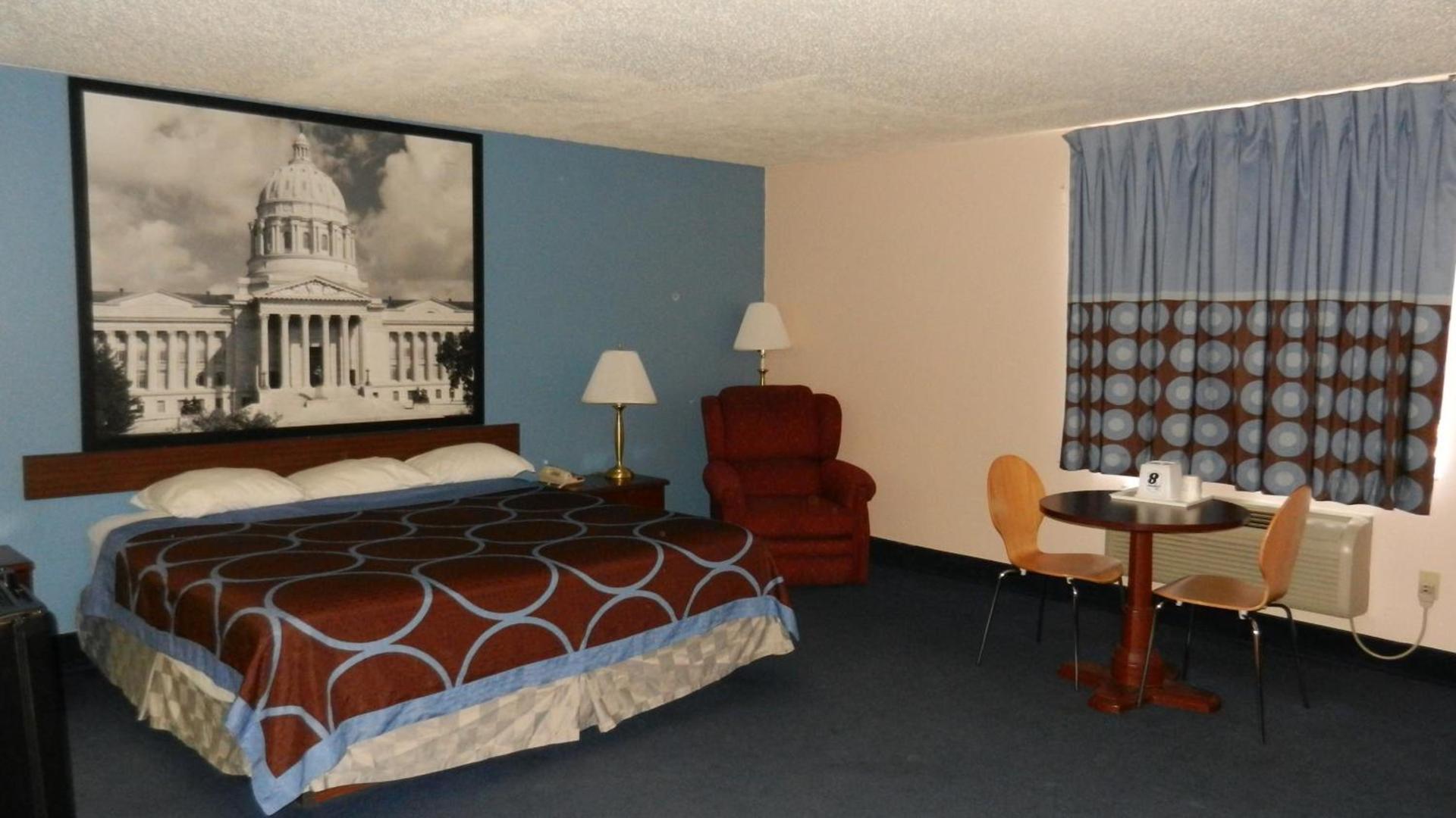 Super 8 by Wyndham Potosi photo 9