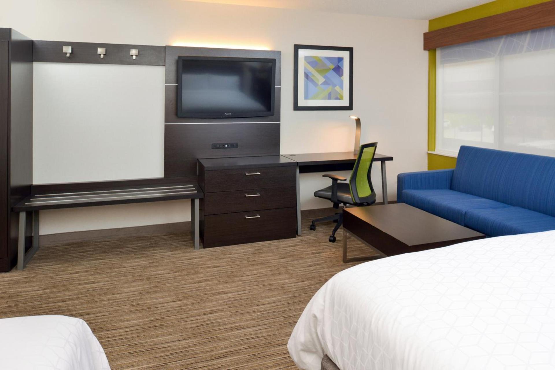 Holiday Inn Express Wixom by IHG photo 25