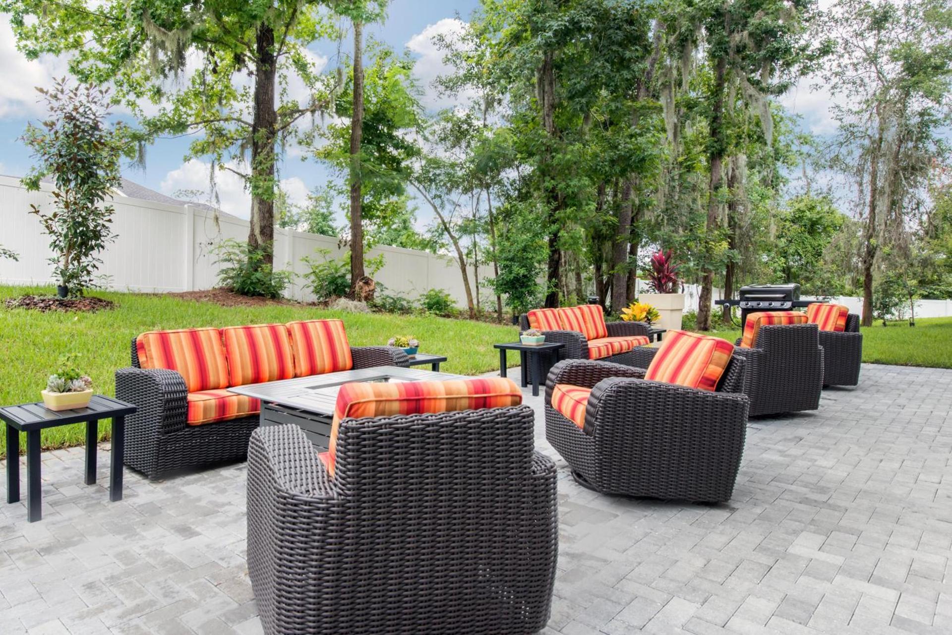 Holiday Inn Express & Suites Alachua - Gainesville Area by IHG photo 73