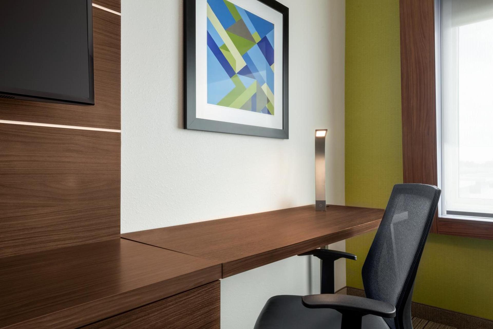 Holiday Inn Express & Suites - West Des Moines - Jordan Creek by IHG photo 36