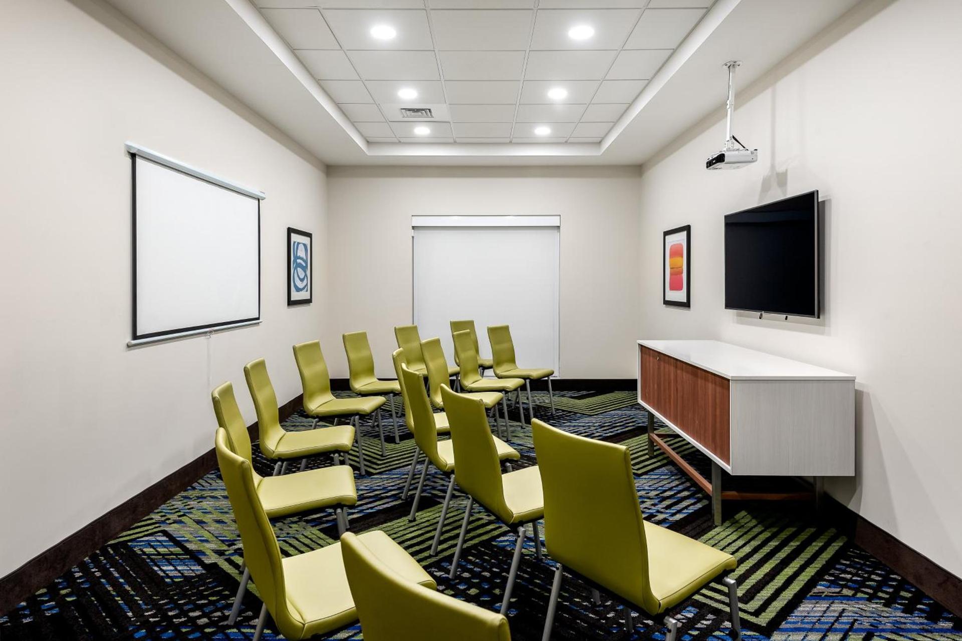 Holiday Inn Express & Suites - Punta Gorda by IHG photo 31