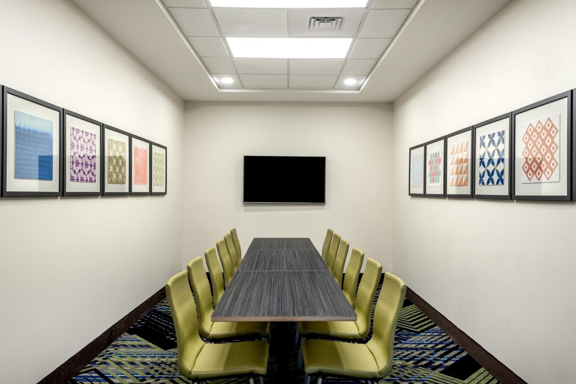 Holiday Inn Express & Suites - Punta Gorda by IHG photo 8
