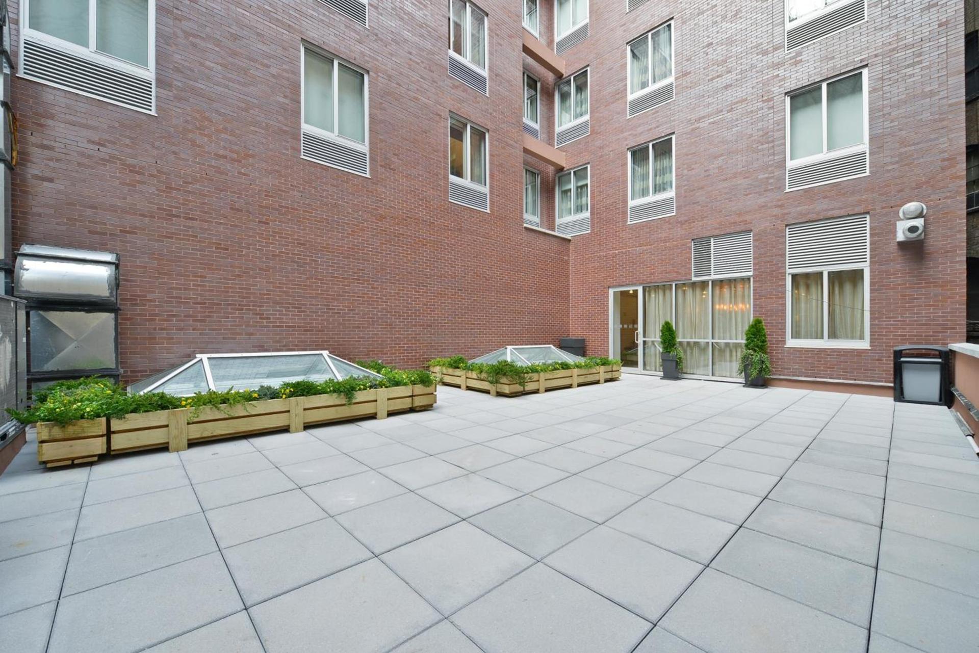 Holiday Inn Lower East Side by IHG photo 23