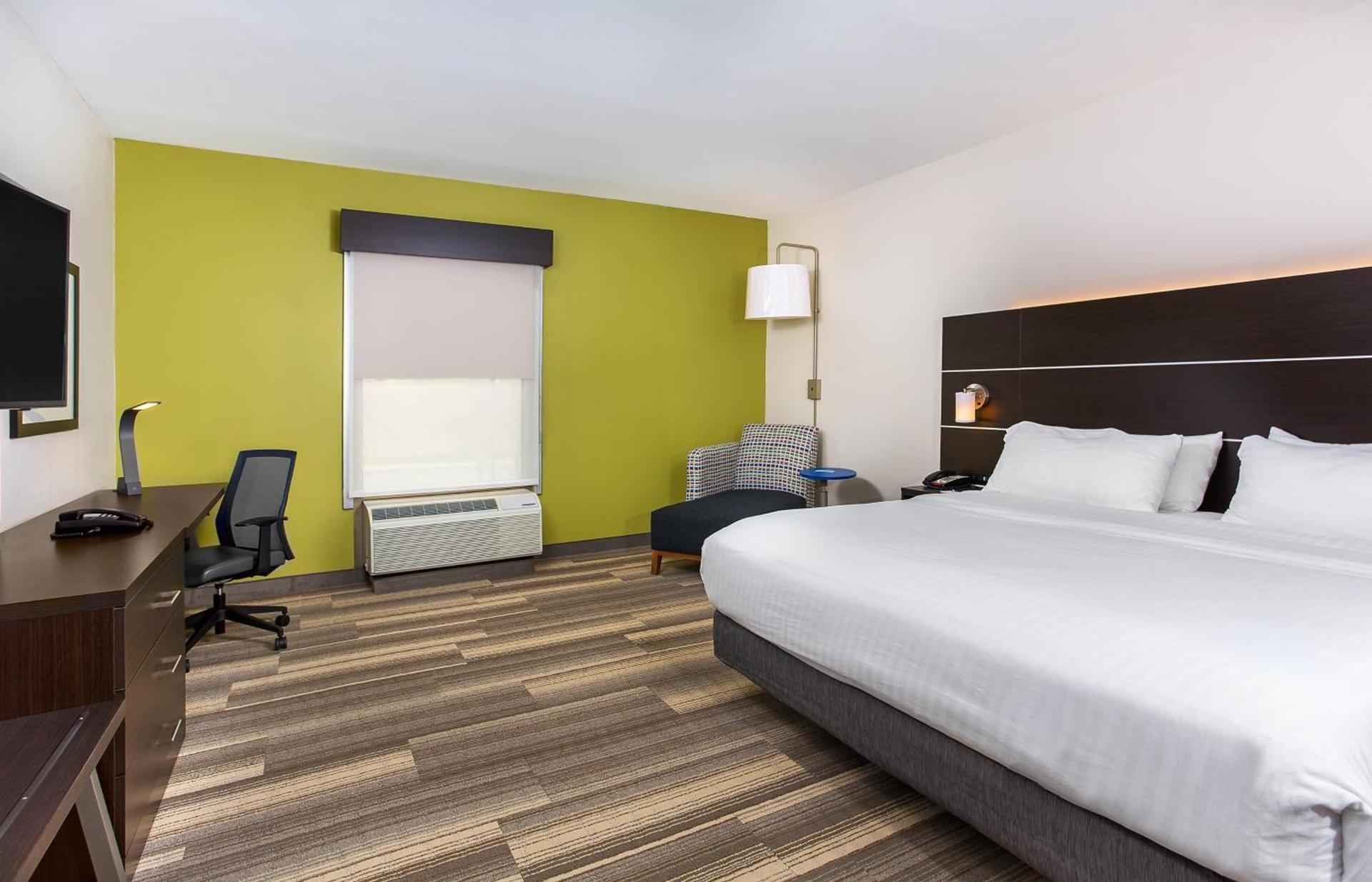 Holiday Inn Express & Suites Morristown by IHG photo 23