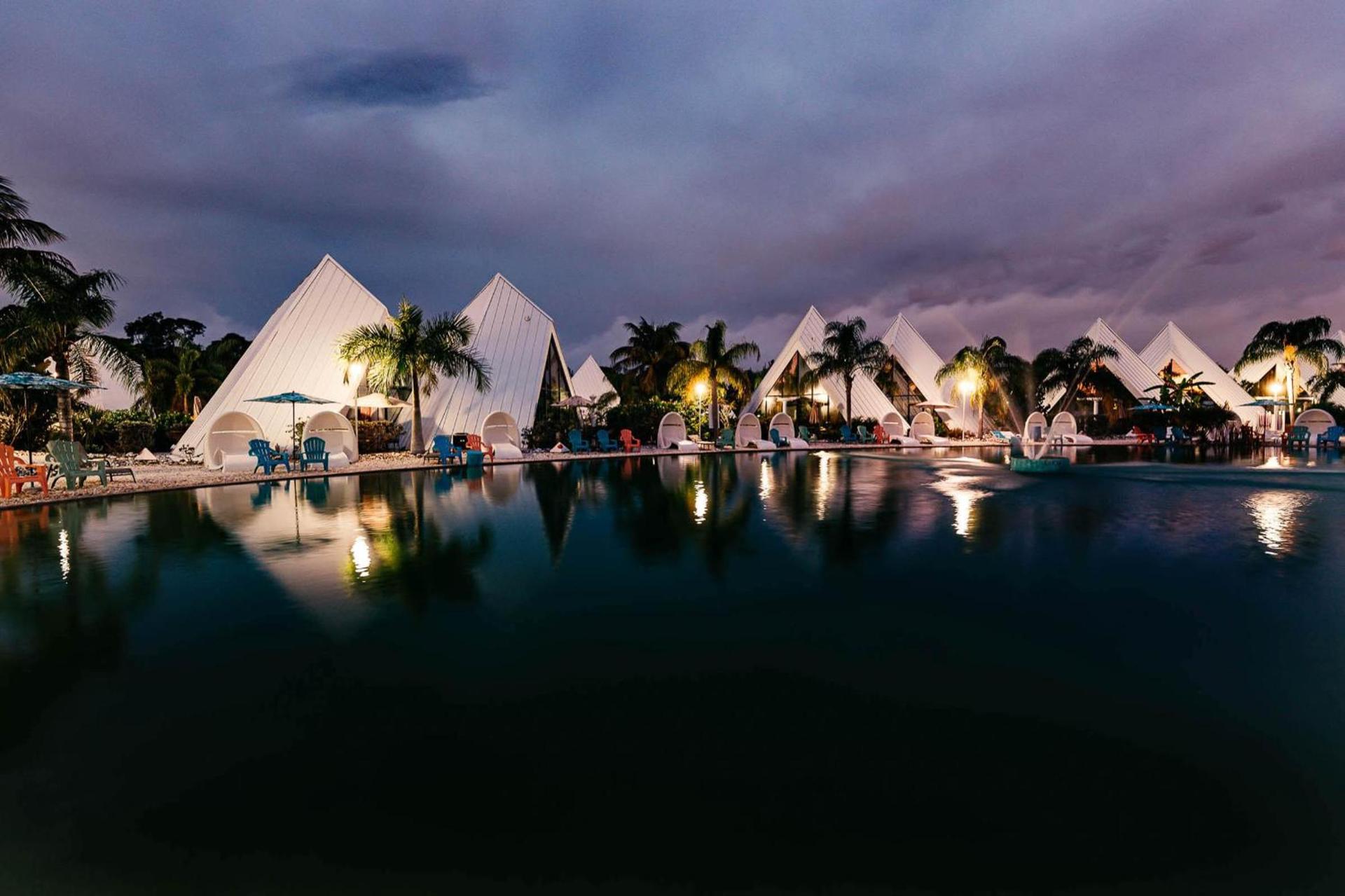 Pyramids in Florida photo 3