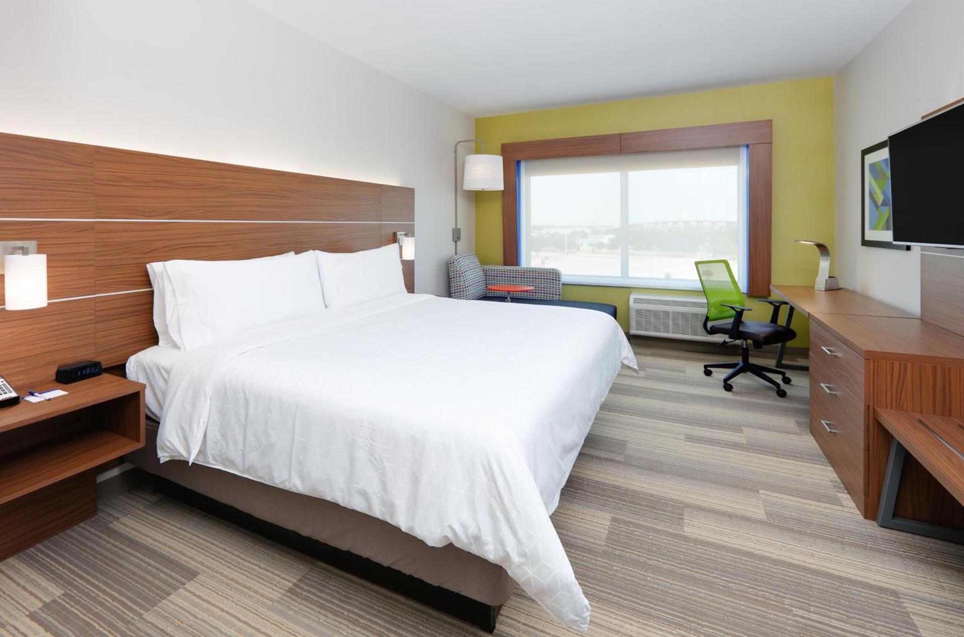 Holiday Inn Express & Suites - Dallas NW HWY - Love Field by IHG photo 28