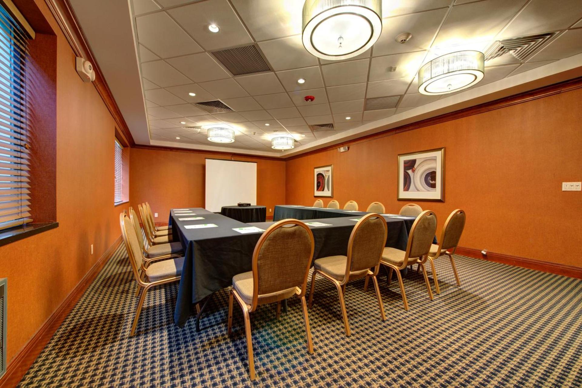 Holiday Inn Plainview-Long Island by IHG photo 19