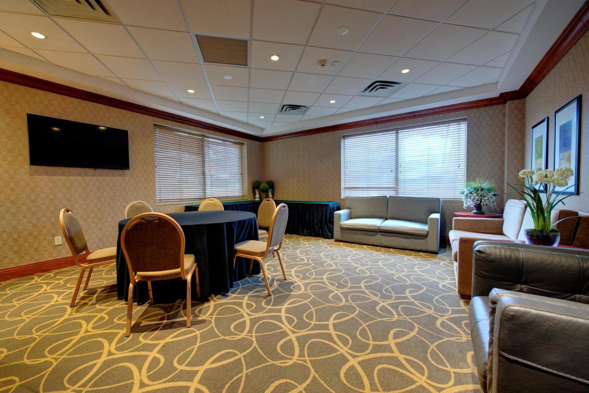 Holiday Inn Plainview-Long Island by IHG photo 50