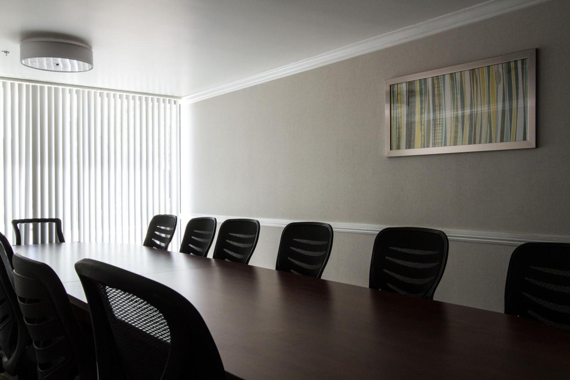 Holiday Inn Victorville by IHG photo 21