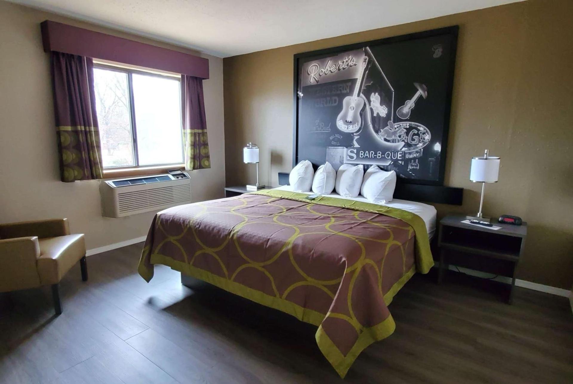 Super 8 by Wyndham Paris photo 22