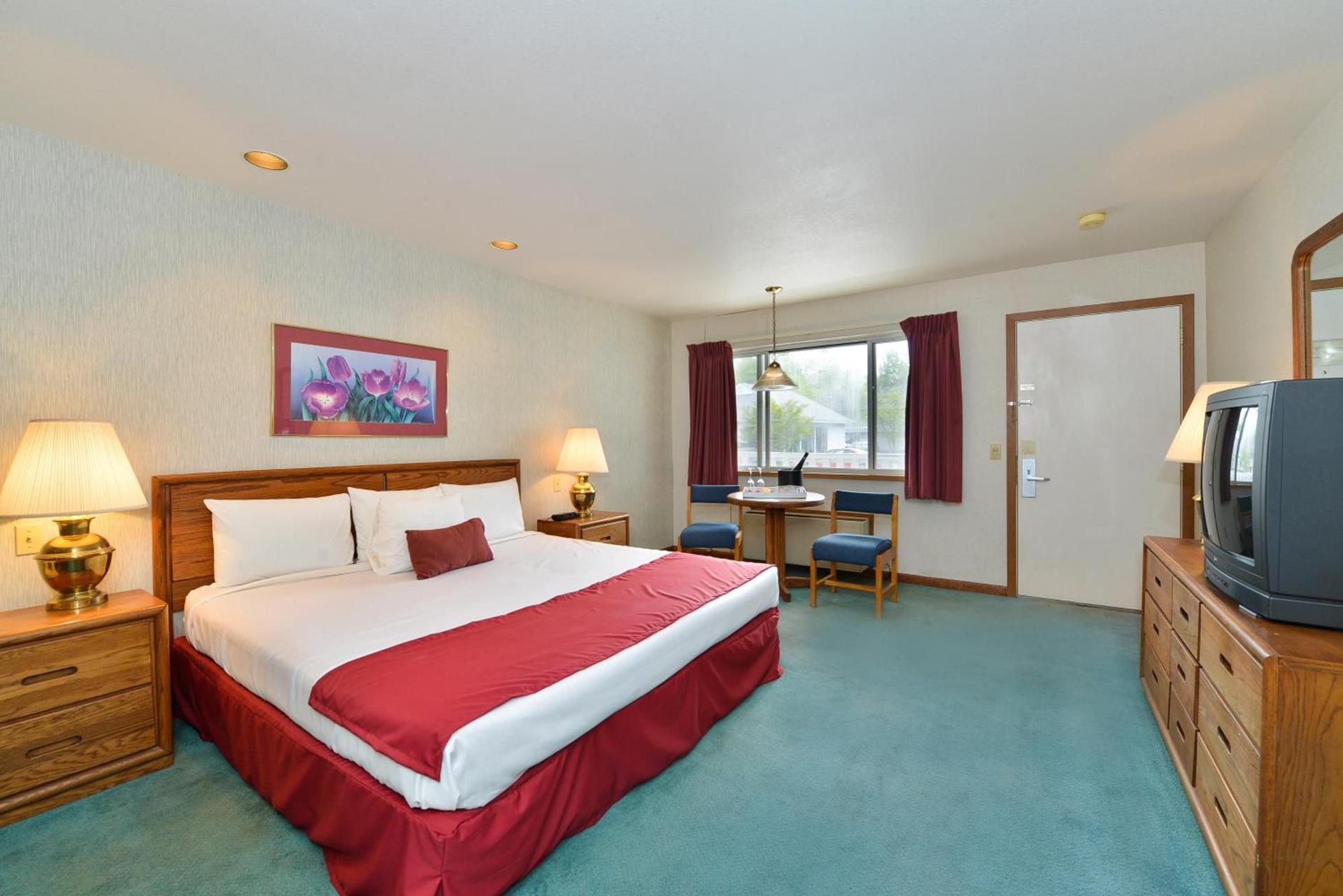 Travelodge by Wyndham Mackinaw City photo 22