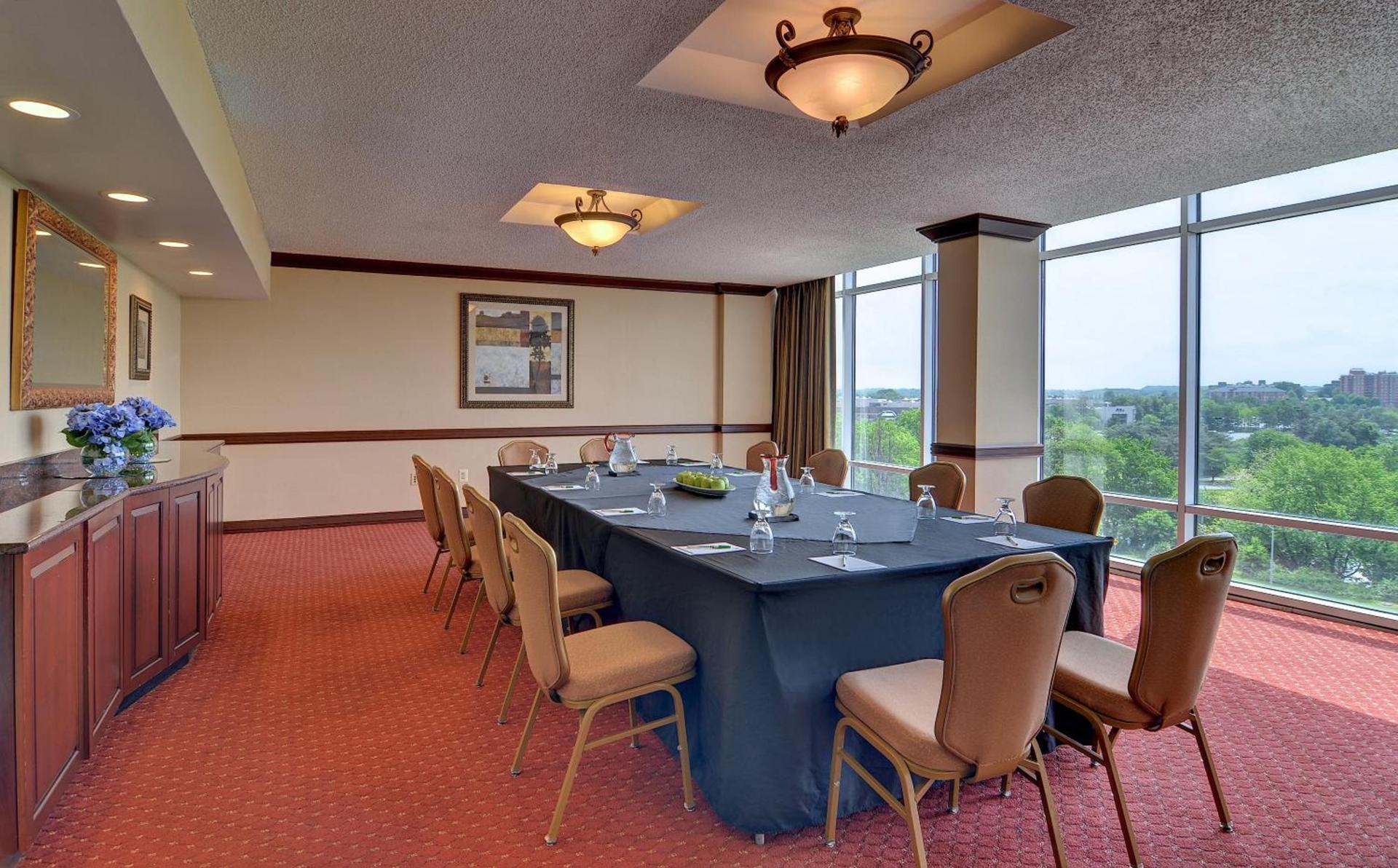 Holiday Inn Gaithersburg by IHG photo 8