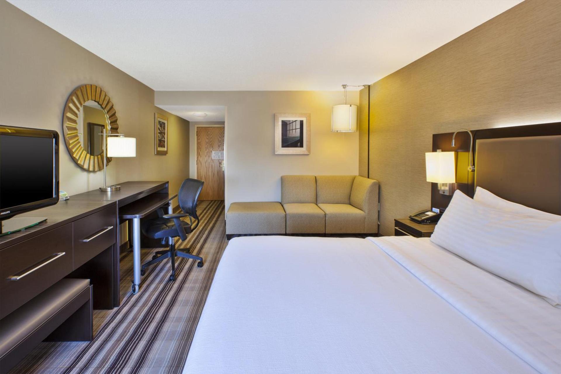 Holiday Inn Gaithersburg by IHG photo 13