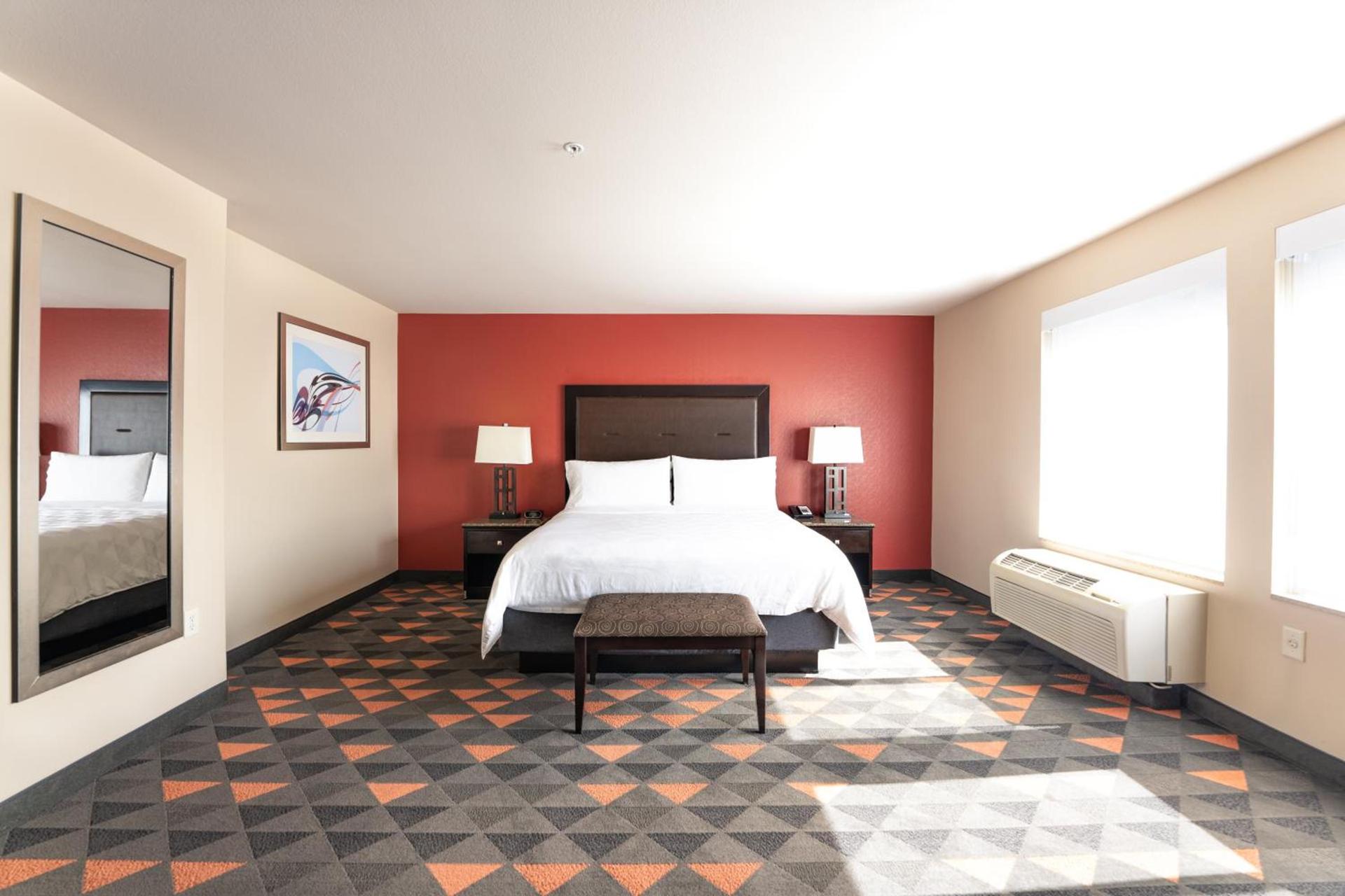 Holiday Inn Oceanside Marina Camp Pendleton by IHG photo 34