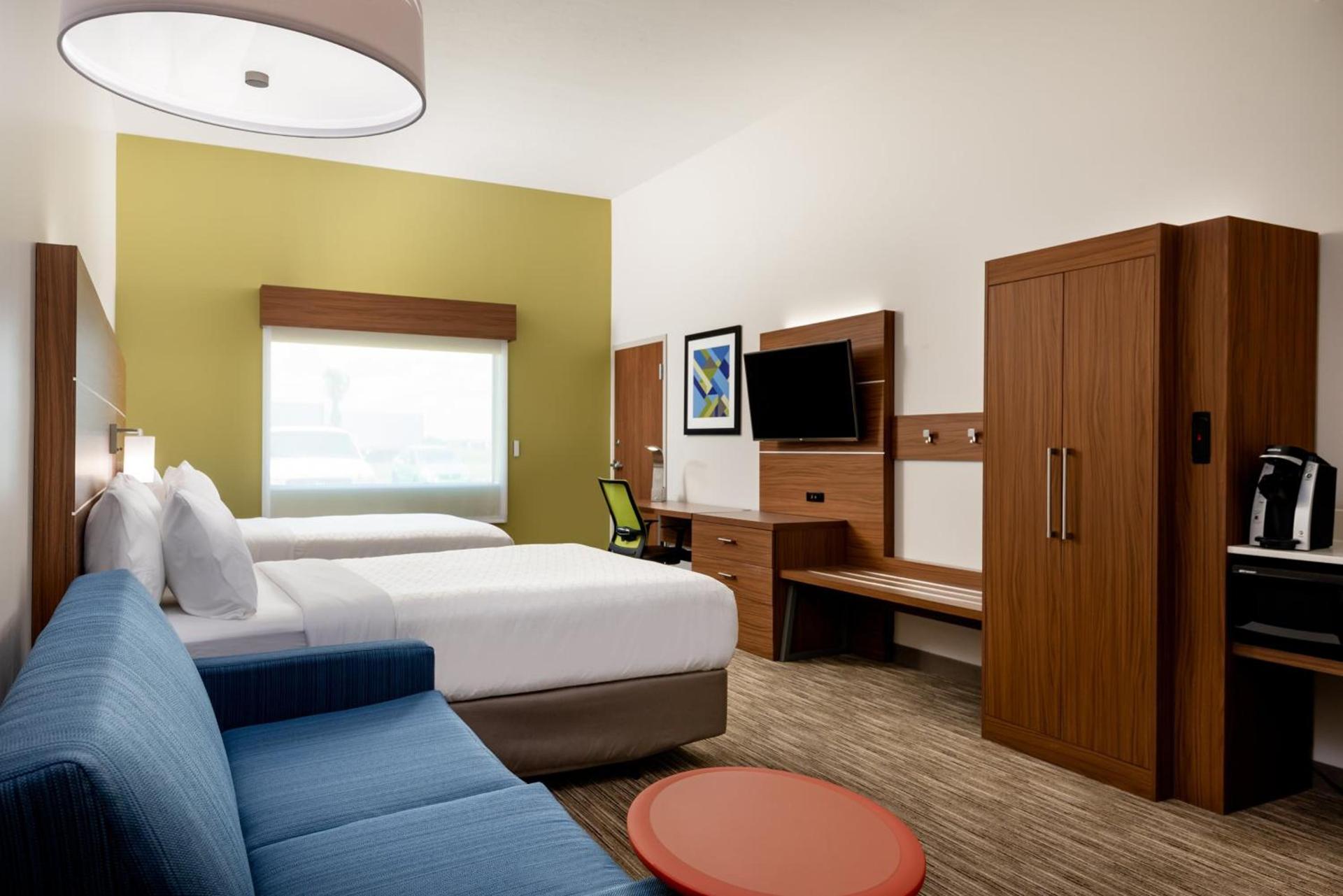 Holiday Inn Express & Suites - Punta Gorda by IHG photo 23