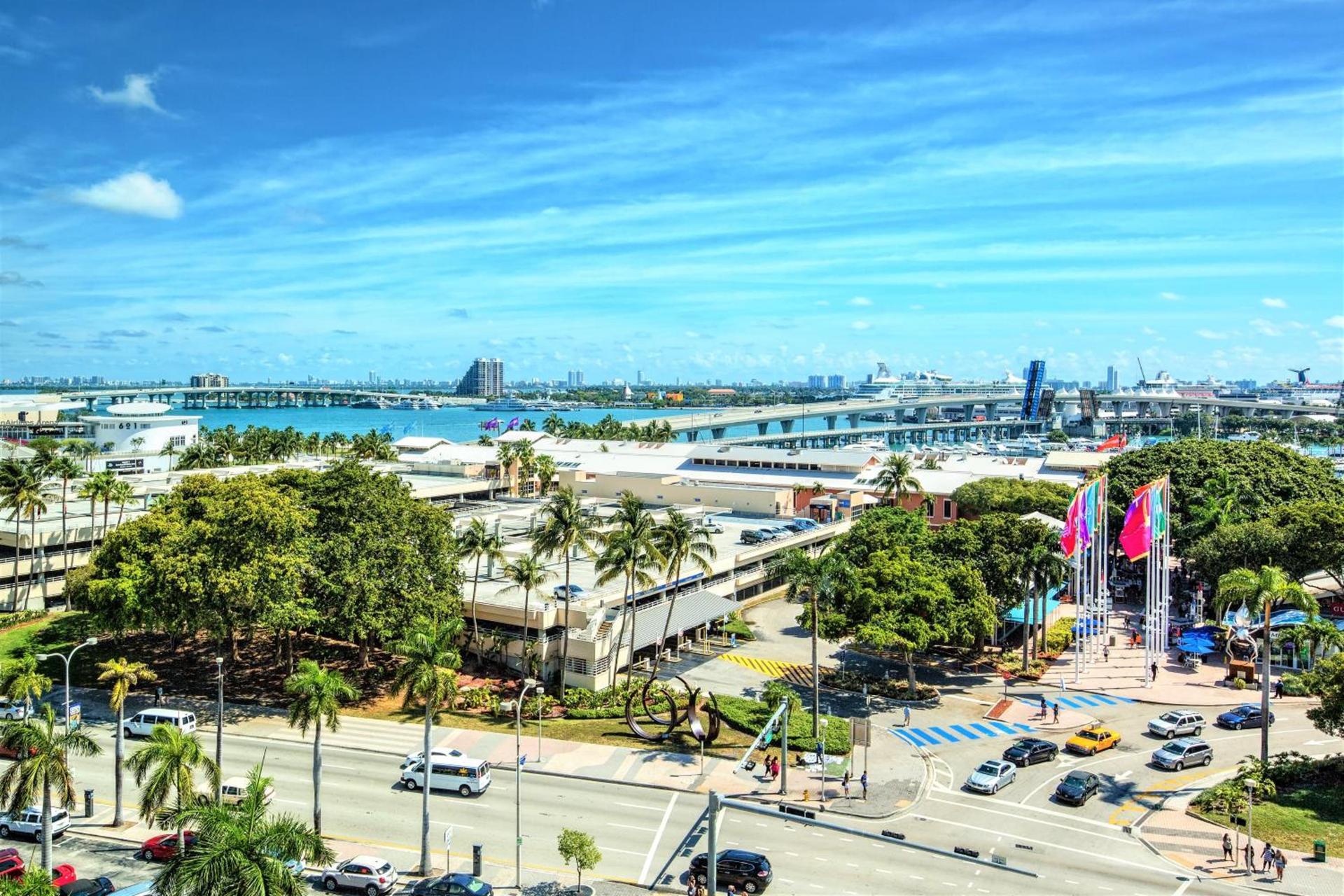 Holiday Inn Hotel Port of Miami-Downtown by IHG photo 25