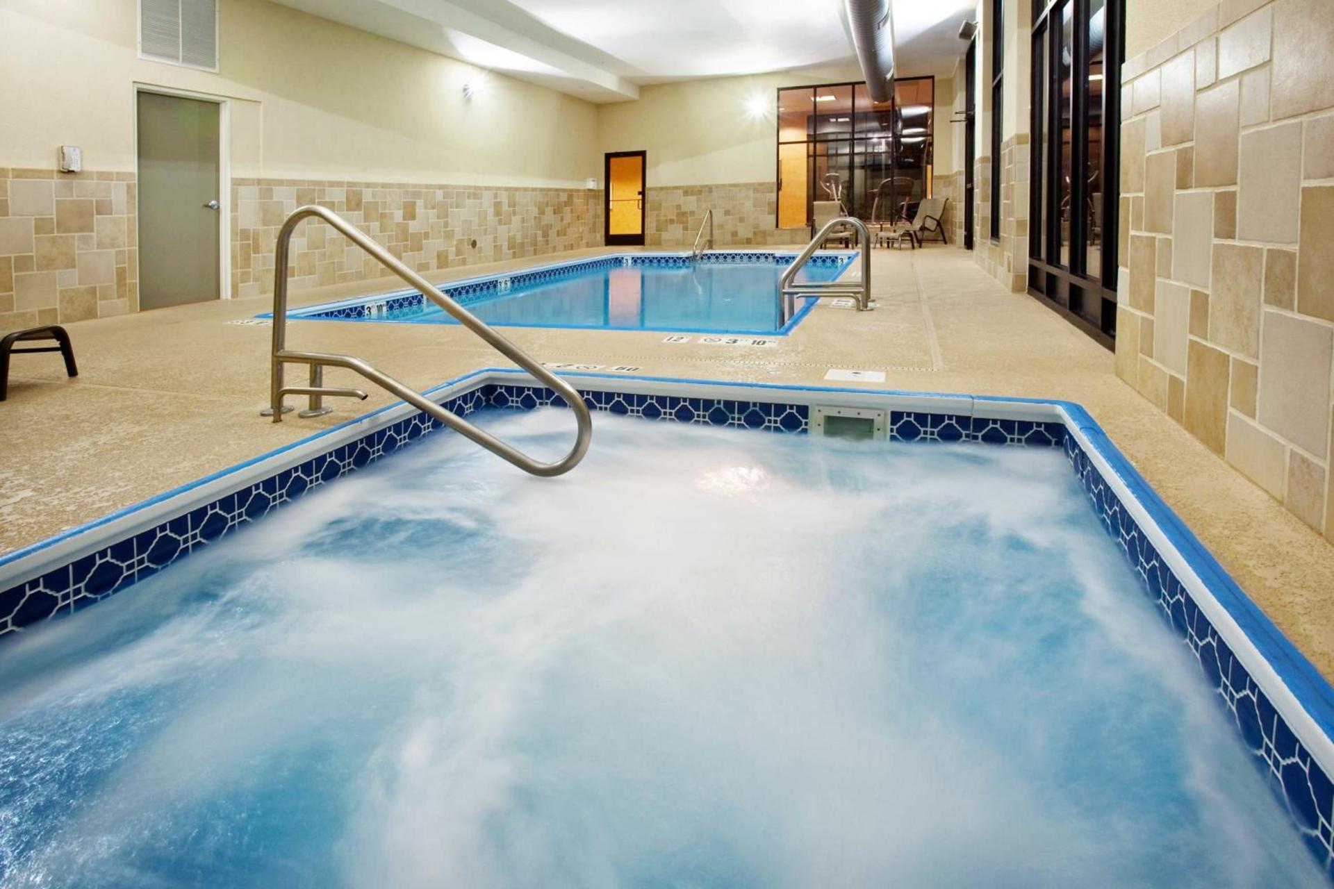 Holiday Inn Quincy by IHG photo 6