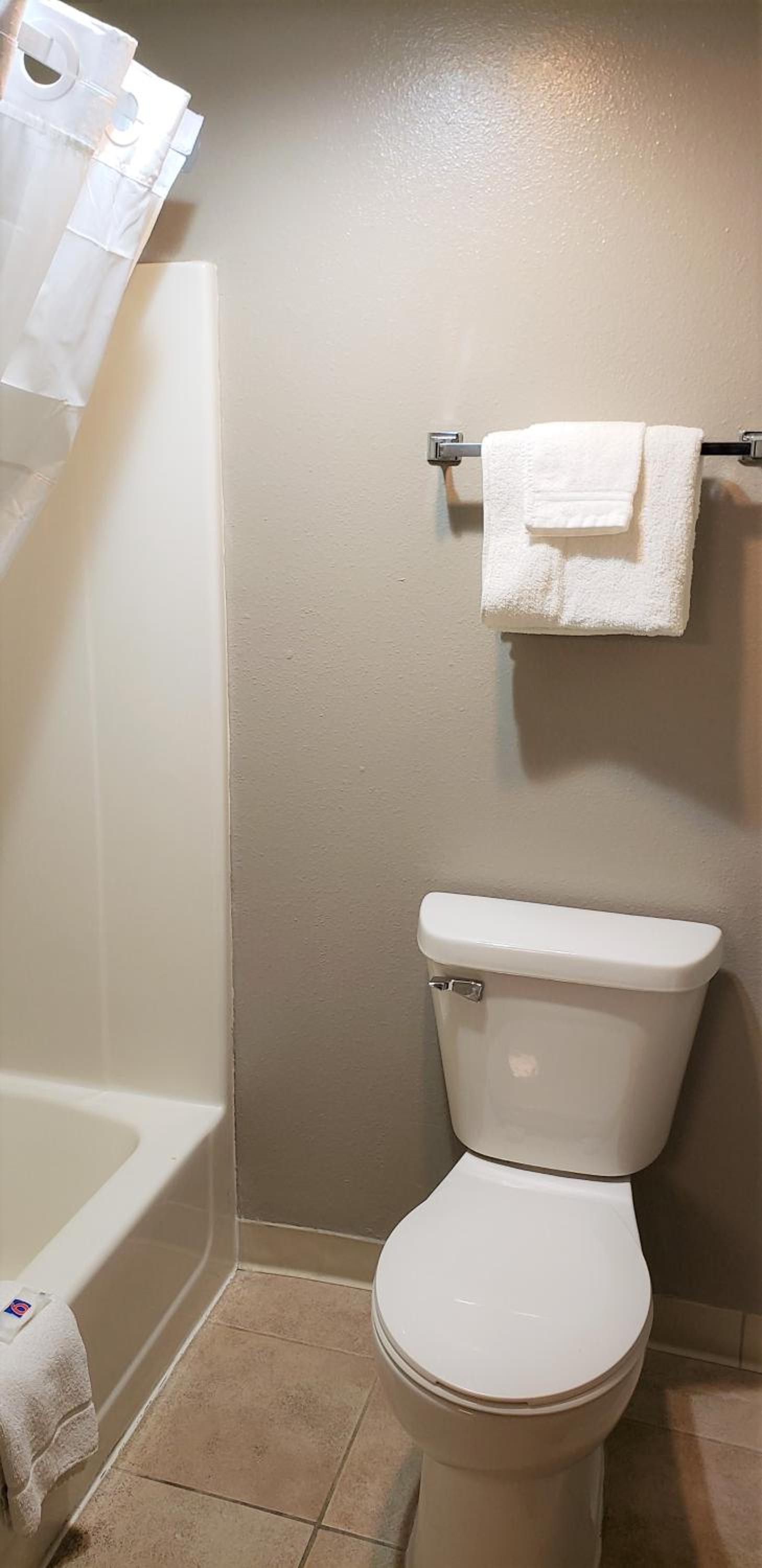 Motel 6-Kewanee, IL photo 37