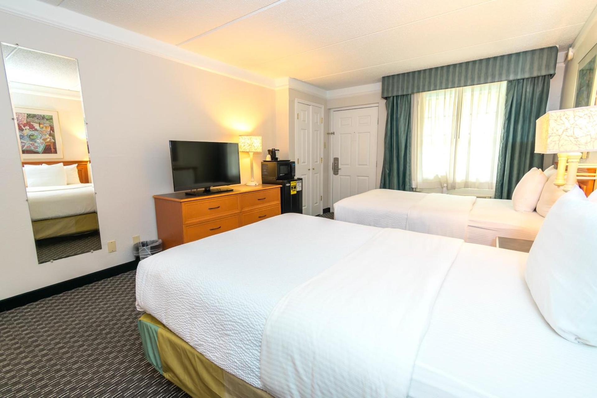 La Quinta Inn by Wyndham Clute Lake Jackson photo 17