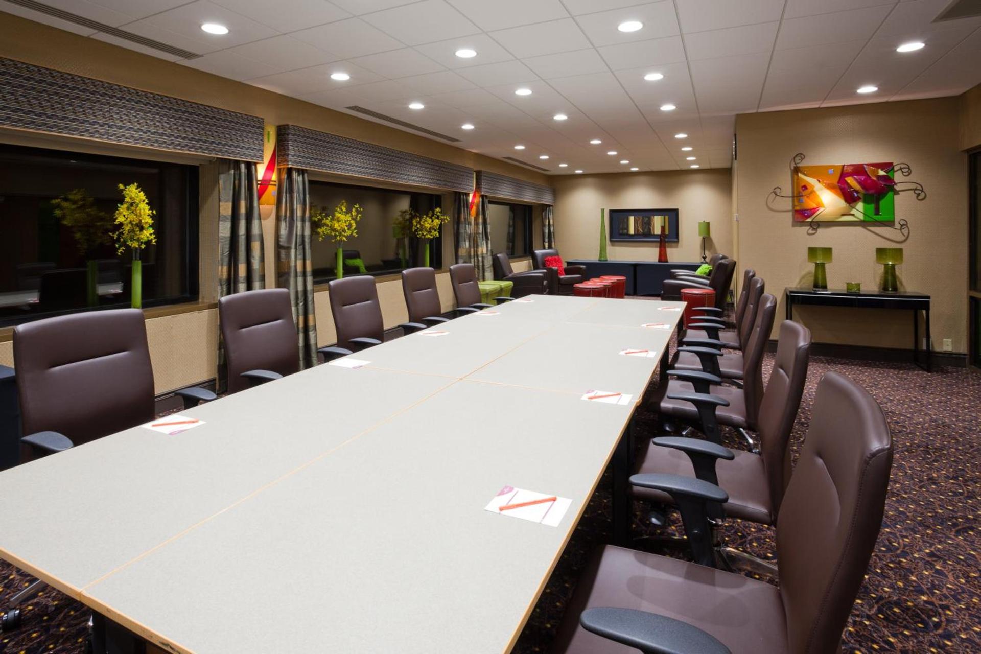 Crowne Plaza Minneapolis West by IHG photo 73