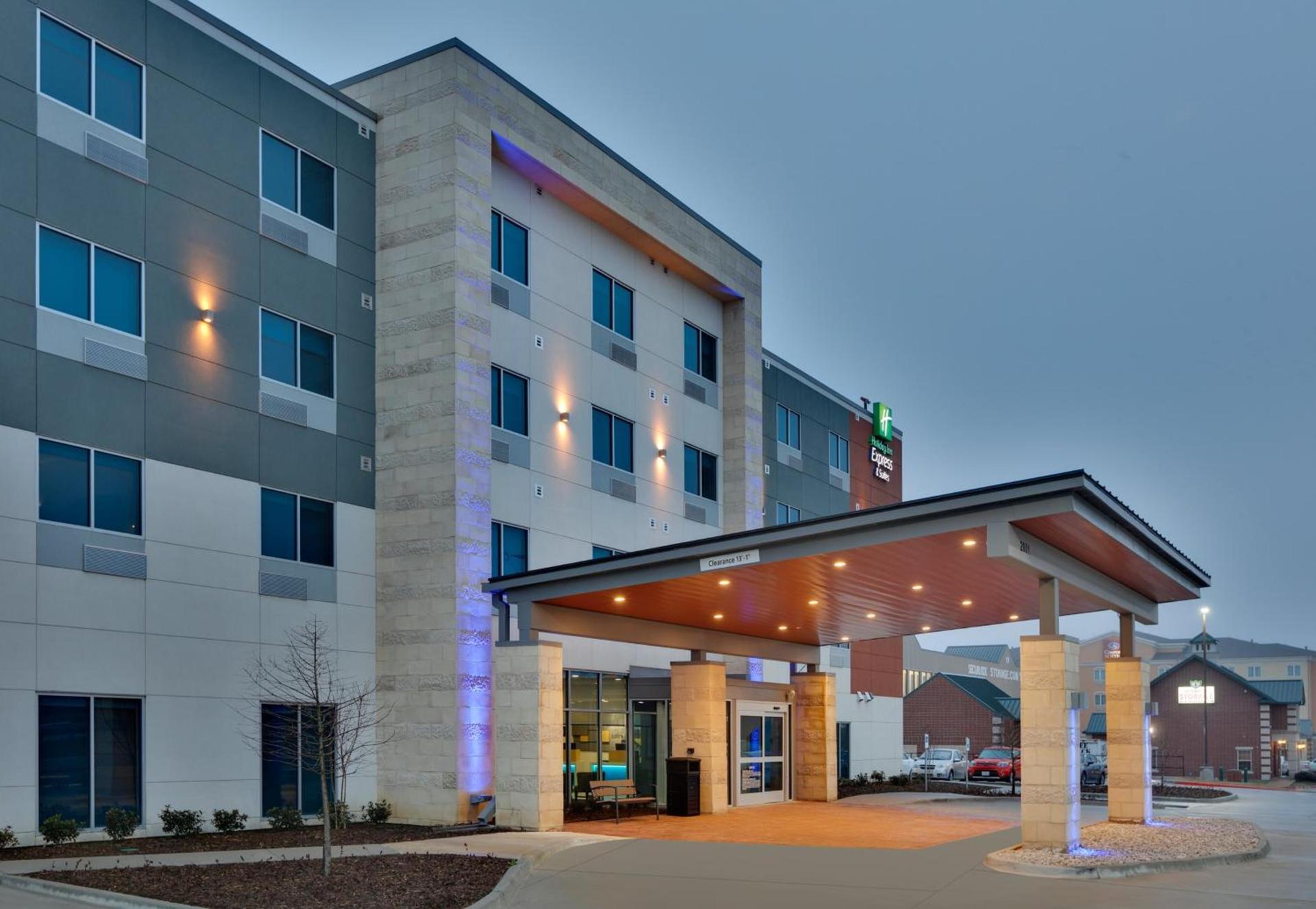 Holiday Inn Express & Suites Plano East - Richardson by IHG photo 19