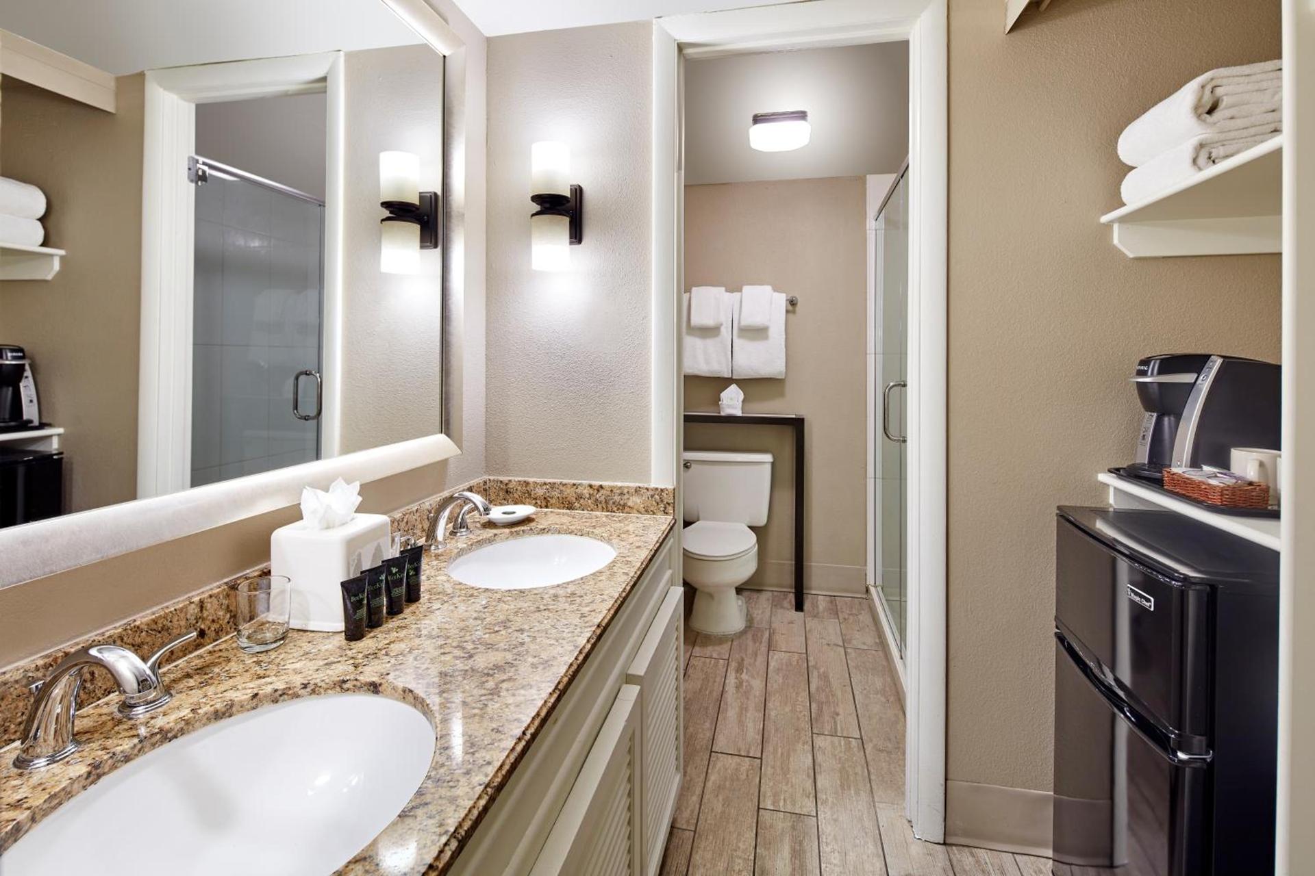 Orchards Inn photo 32