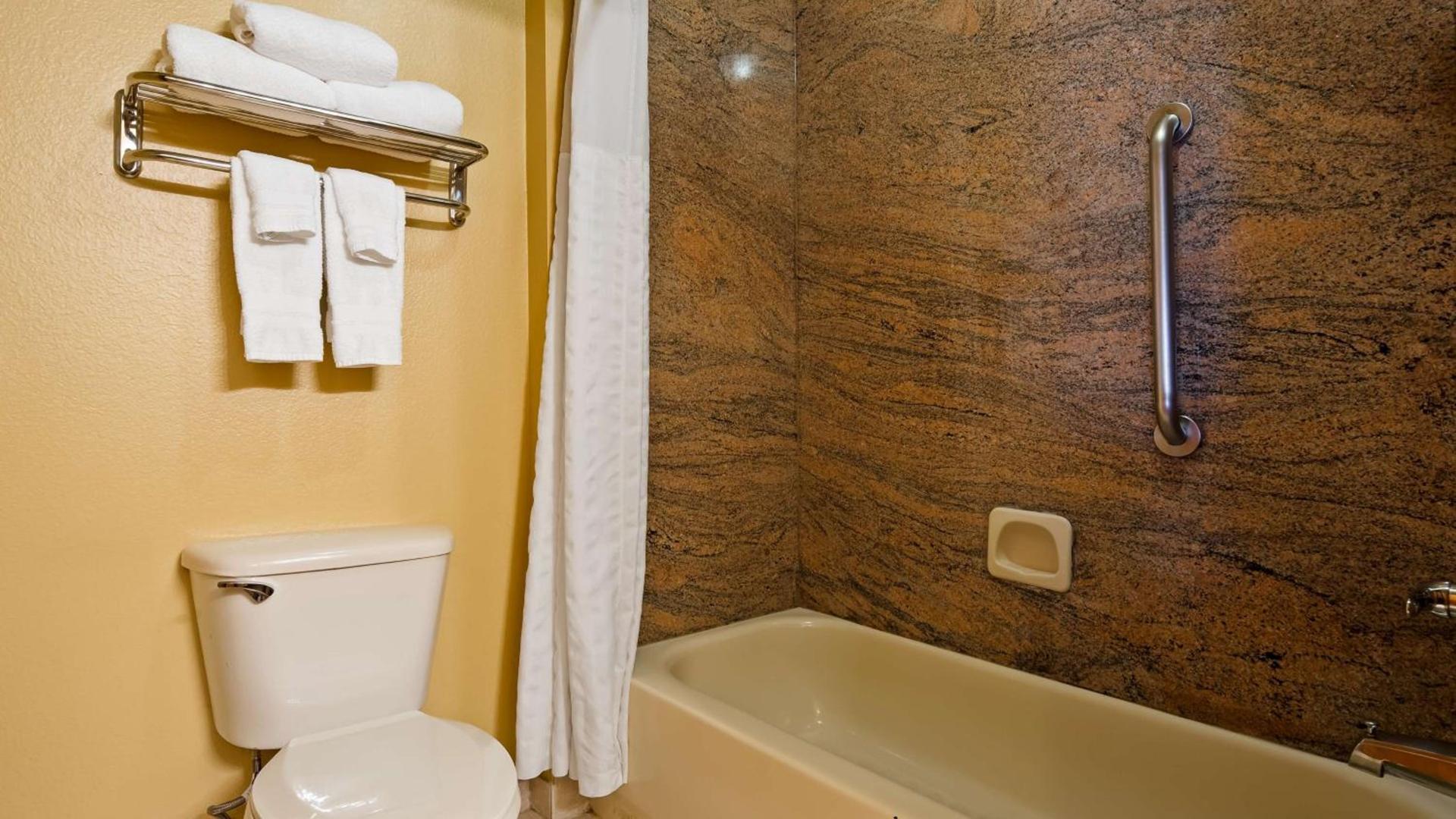 SureStay Plus Hotel by Best Western Mesquite photo 22