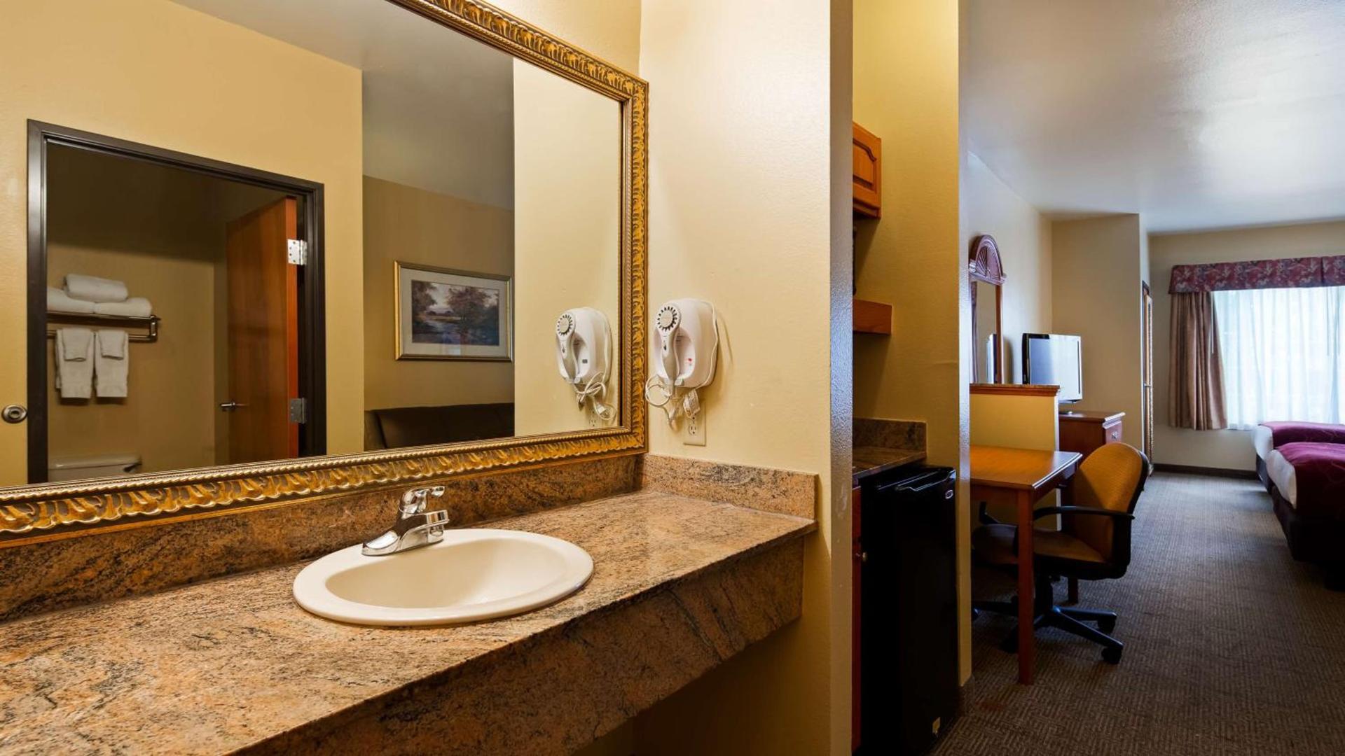SureStay Plus Hotel by Best Western Mesquite photo 21
