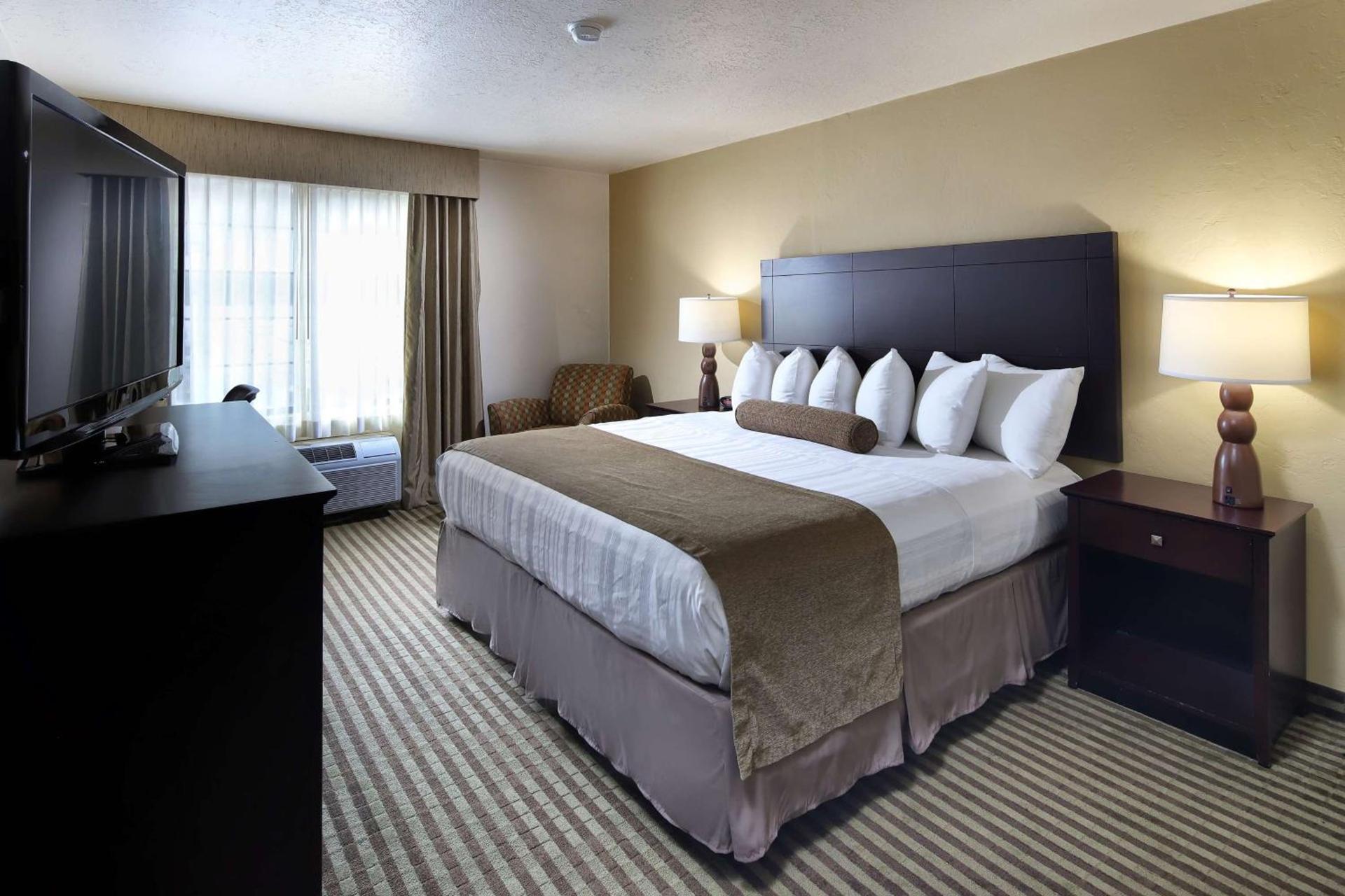 Wyndham Tucson Airport Hotel & Conference Center photo 35