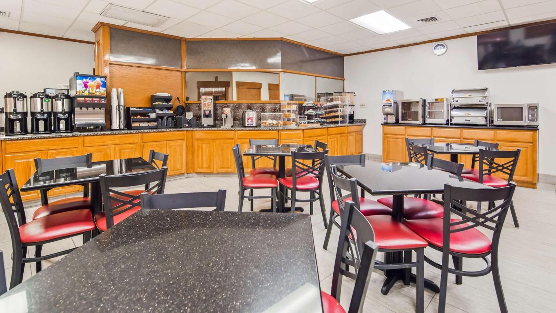 Best Western Central Inn photo 15