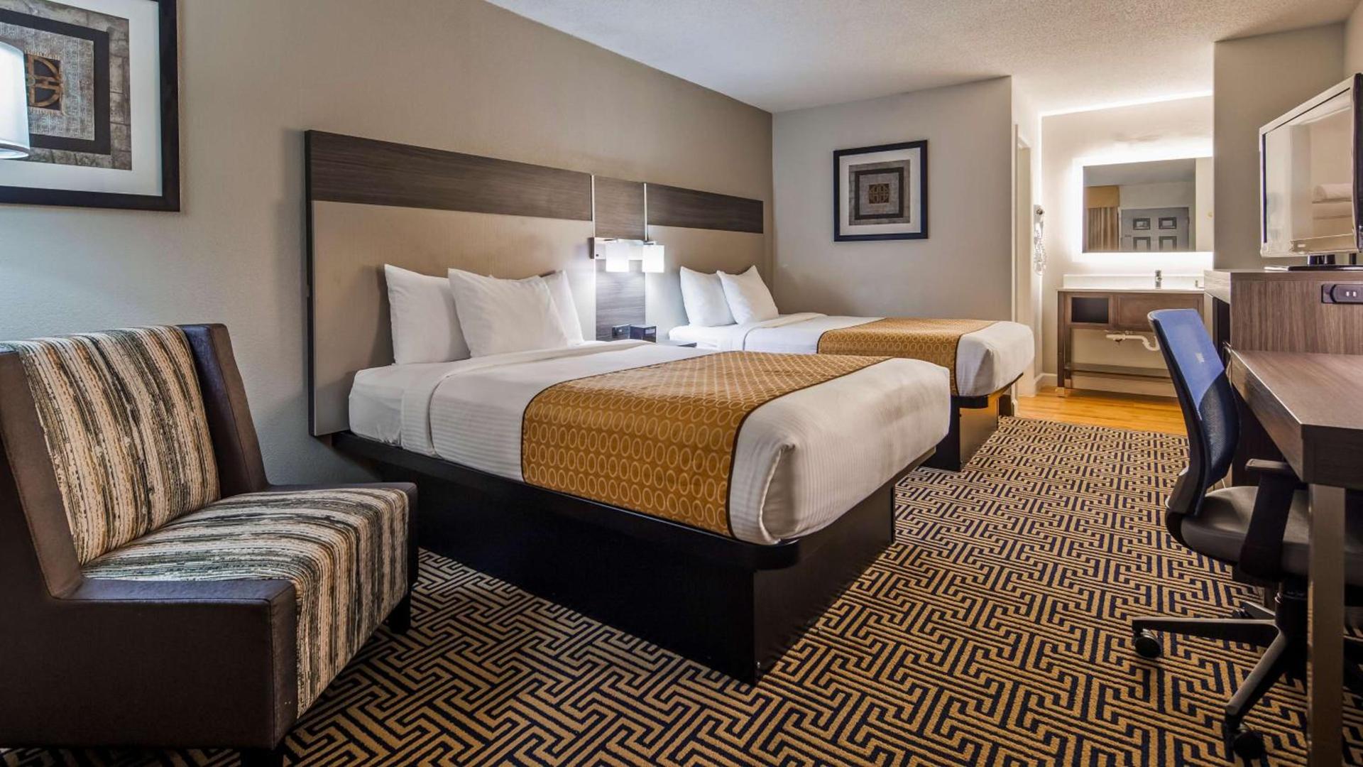 Best Western Central Inn photo 4