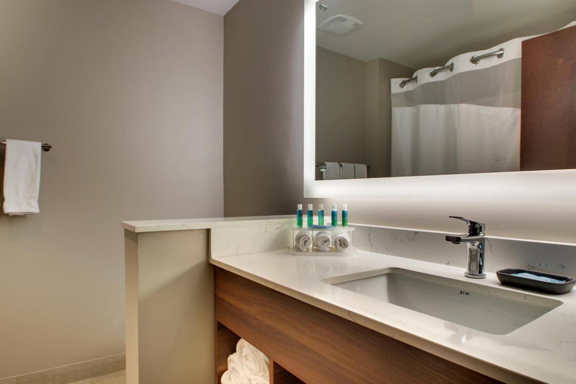 Holiday Inn Express & Suites Helen by IHG photo 19