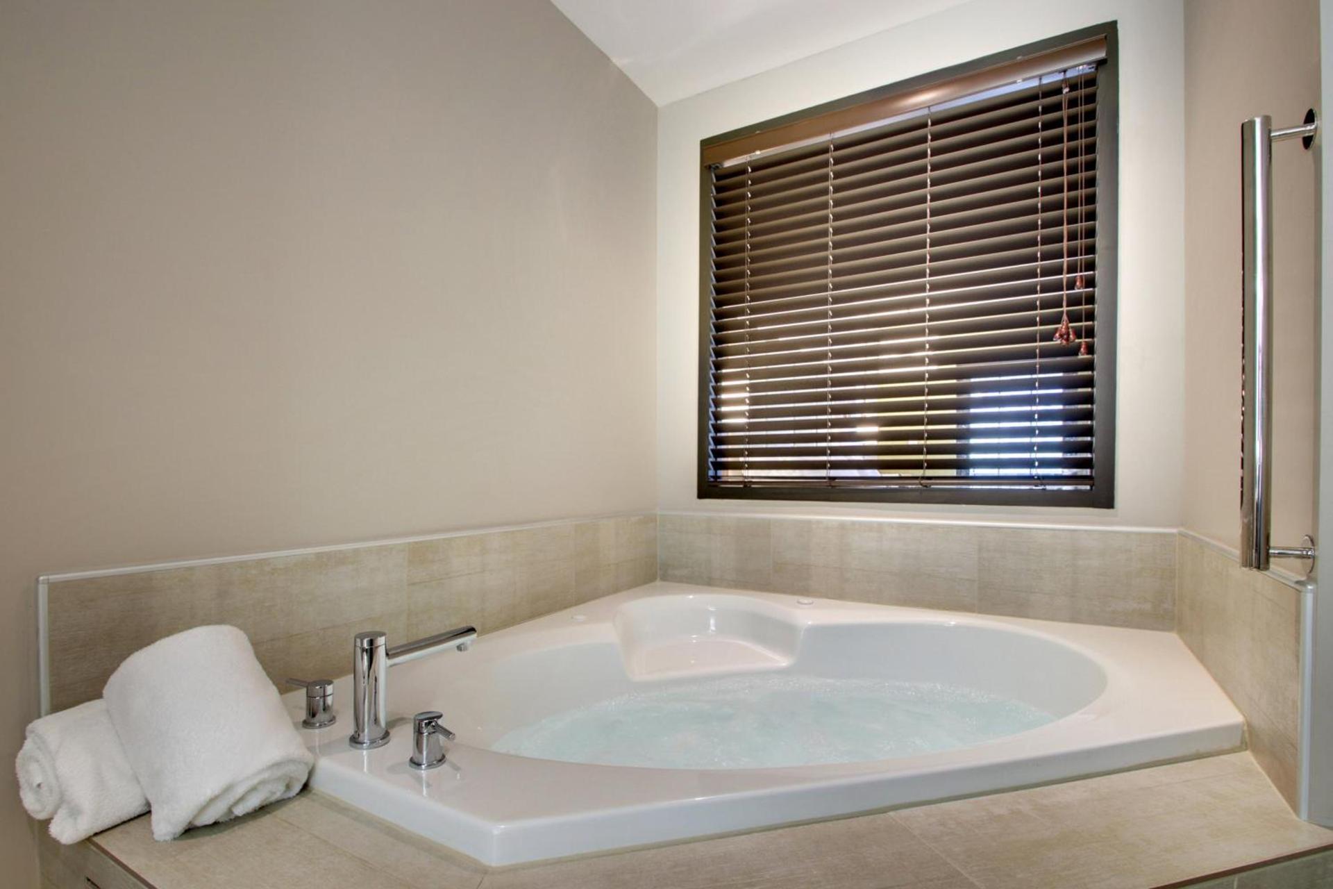 Holiday Inn Express & Suites Helen by IHG photo 26