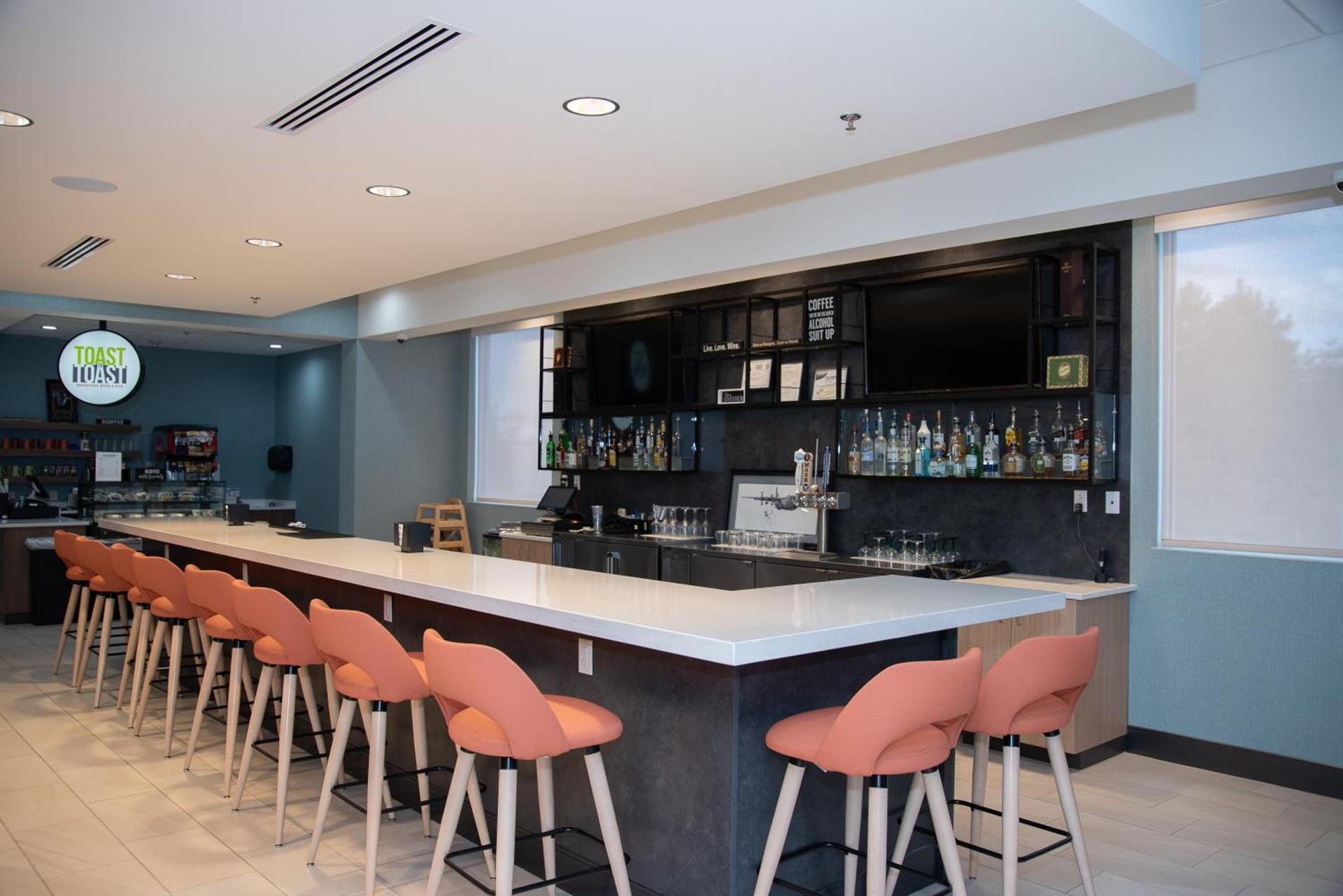 Holiday Inn & Suites - Fayetteville W-Fort Bragg Area by IHG photo 12