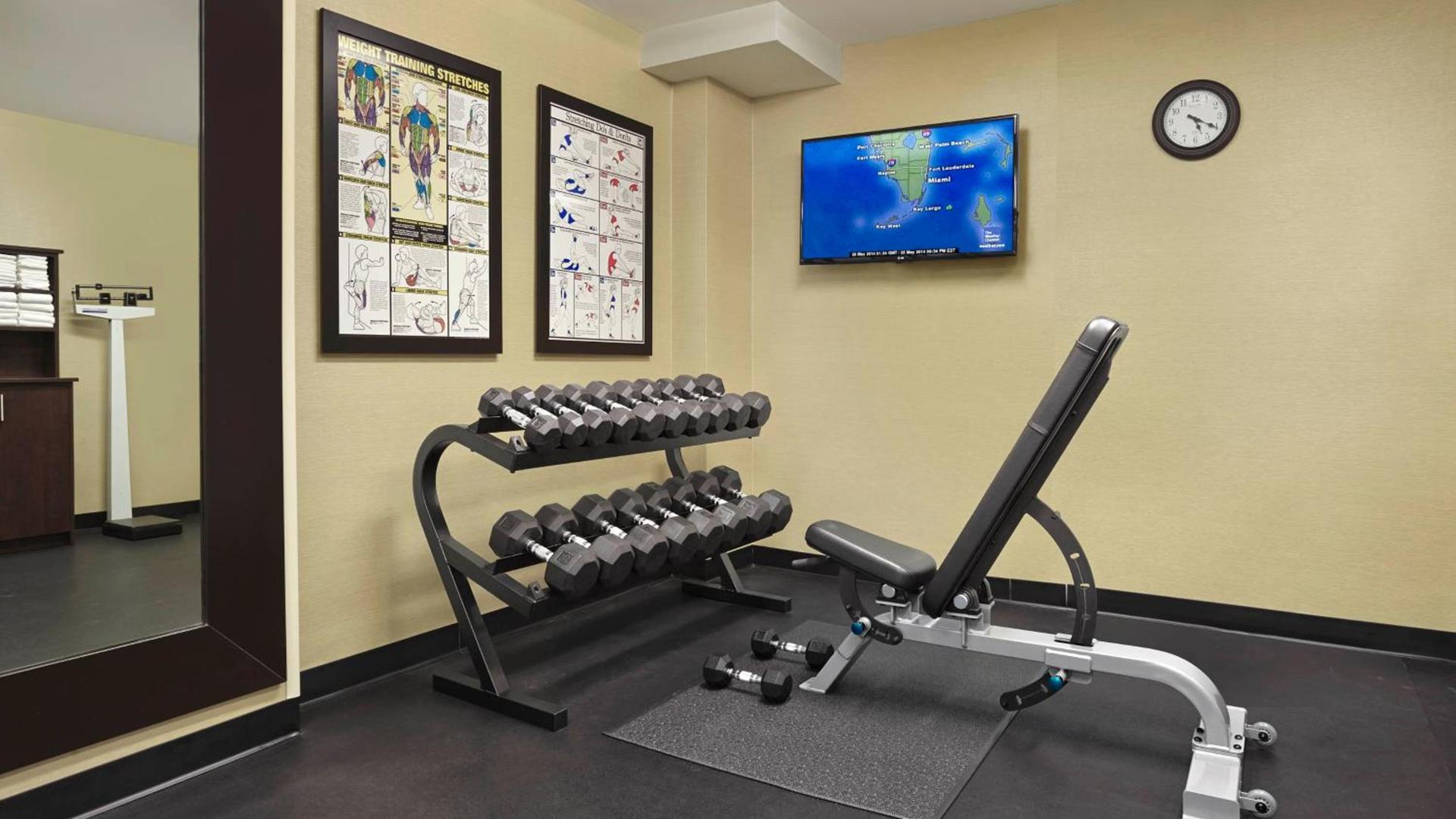 Holiday Inn Express & Suites Naples Downtown - 5th Avenue by IHG photo 30