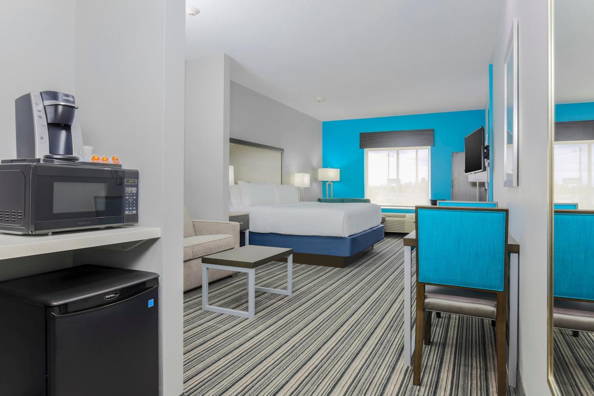 Holiday Inn Express & Suites Houston - Hobby Airport Area by IHG photo 85