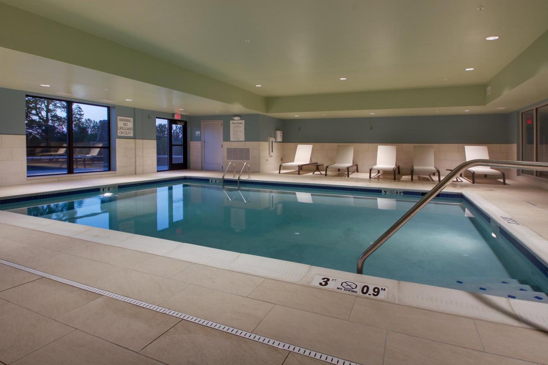 Holiday Inn Express & Suites - Elizabethtown North by IHG photo 19