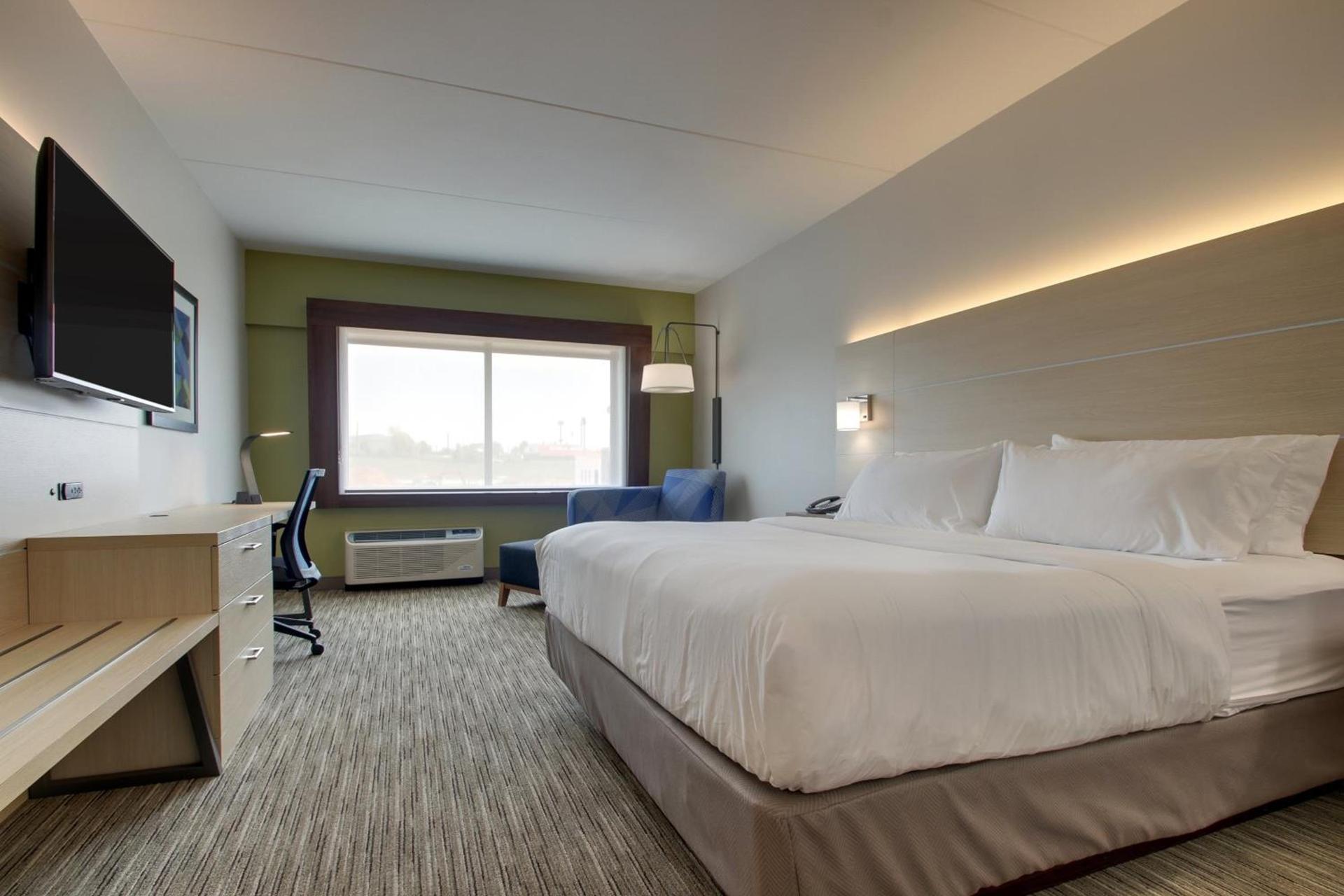 Holiday Inn Express & Suites - Elizabethtown North by IHG photo 23