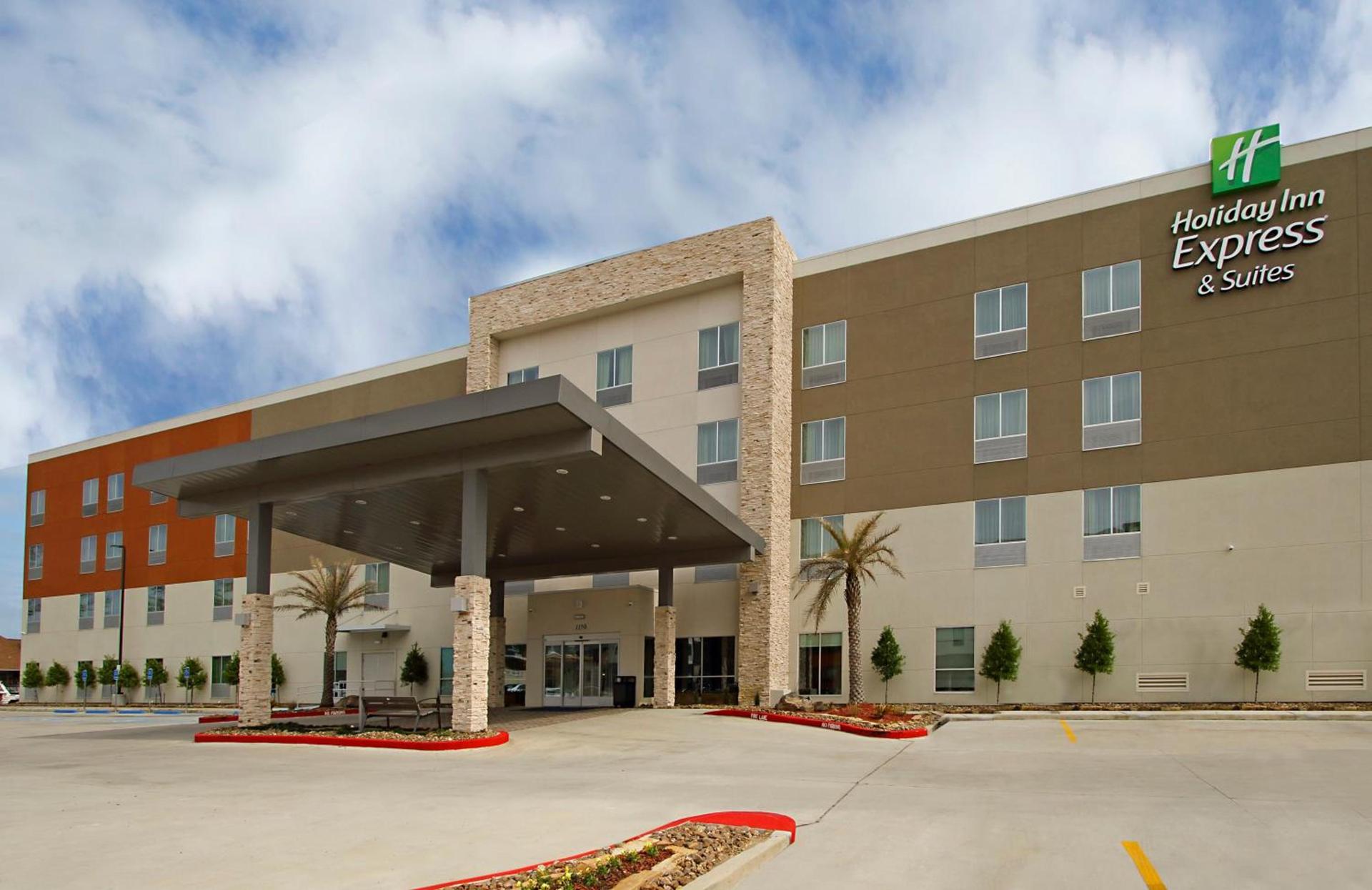 Holiday Inn Express & Suites - Lake Charles South Casino Area by IHG — hotel in Lake Charles