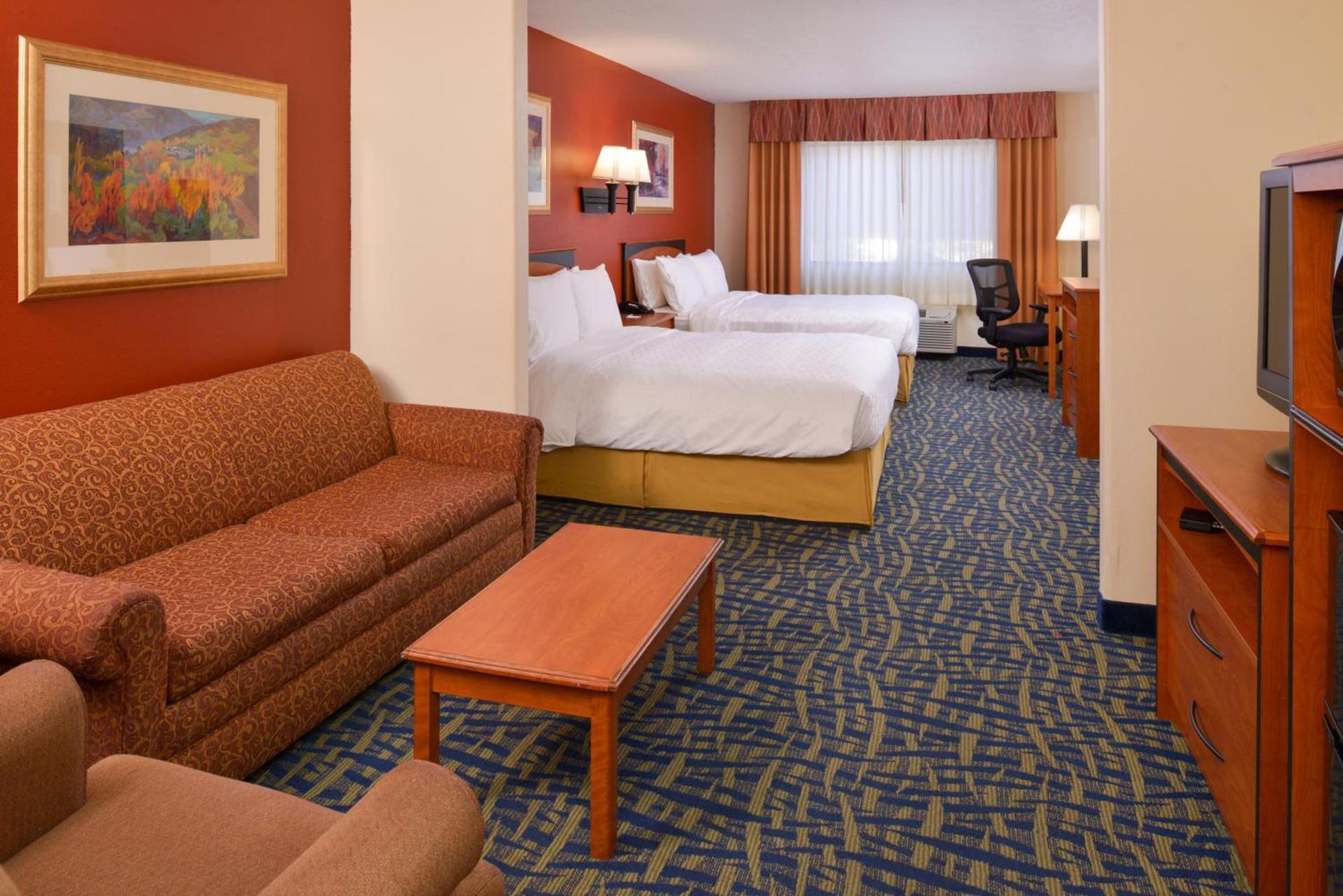 Holiday Inn Express & Suites Alamosa by IHG photo 25