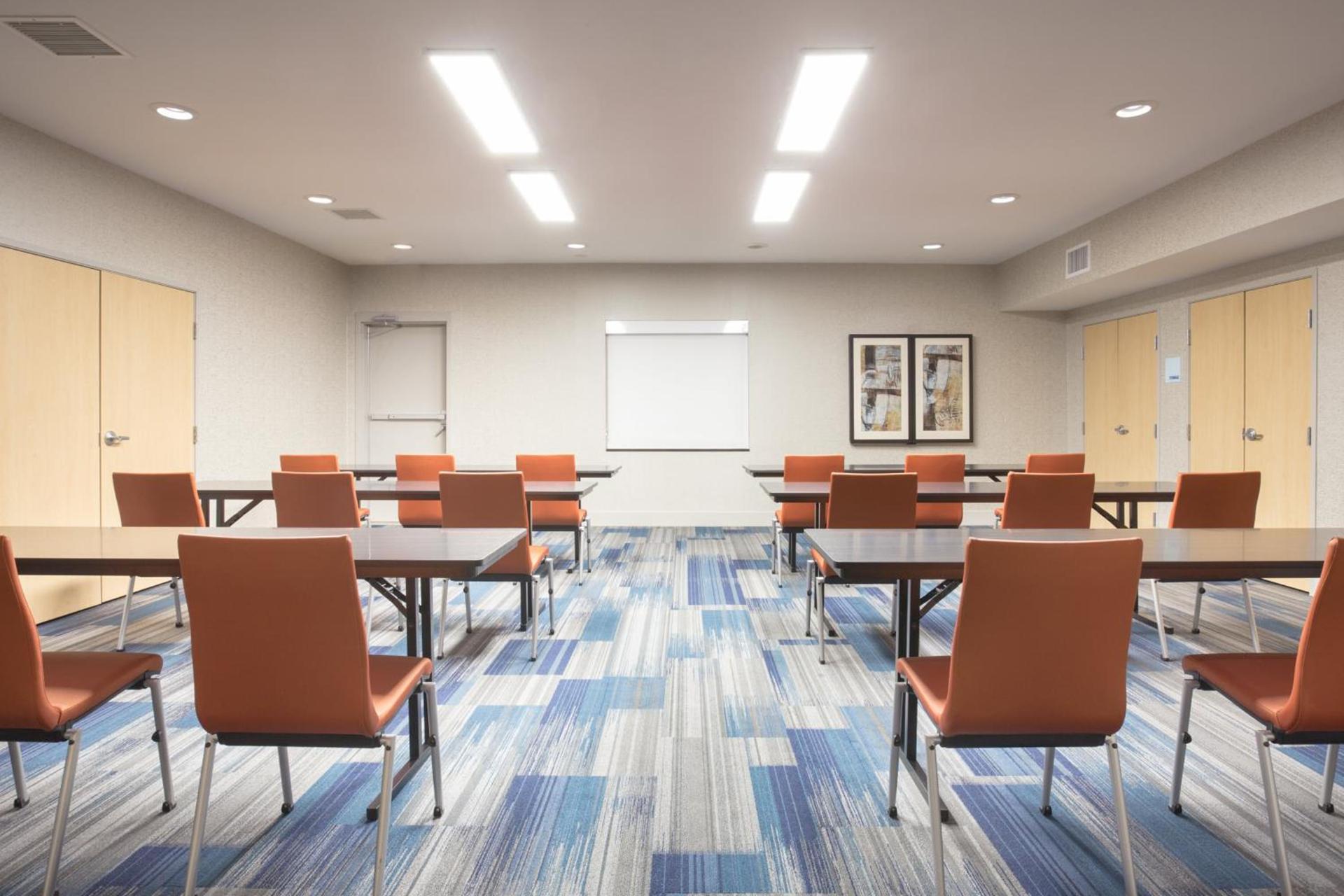 Holiday Inn Express & Suites Amarillo by IHG photo 31