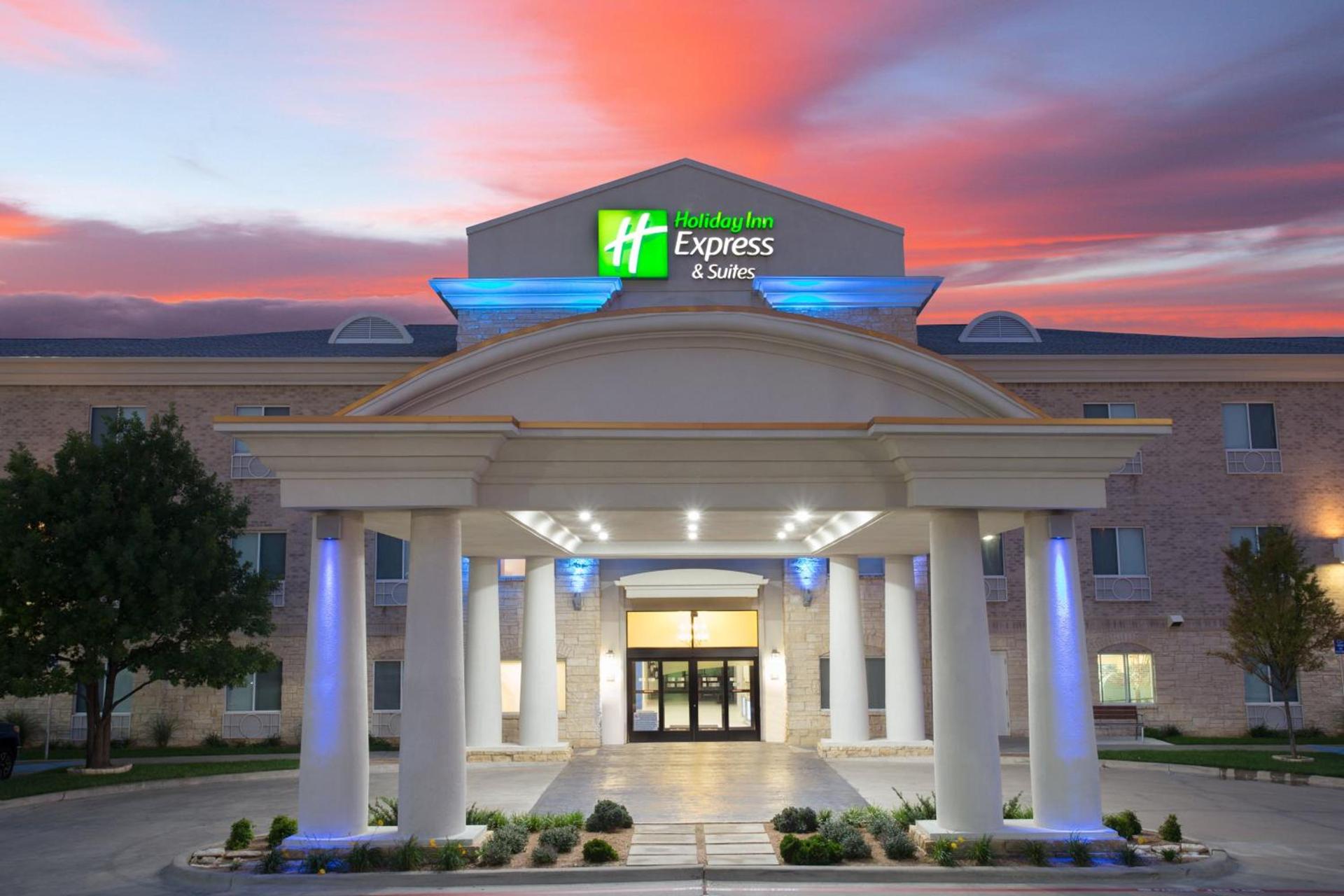 Holiday Inn Express & Suites Amarillo by IHG — hotel in Amarillo
