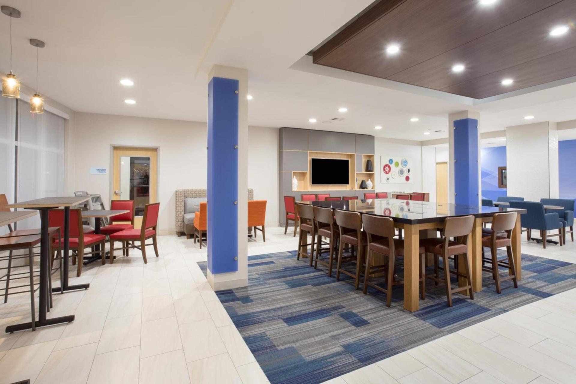 Holiday Inn Express & Suites Amarillo by IHG photo 20