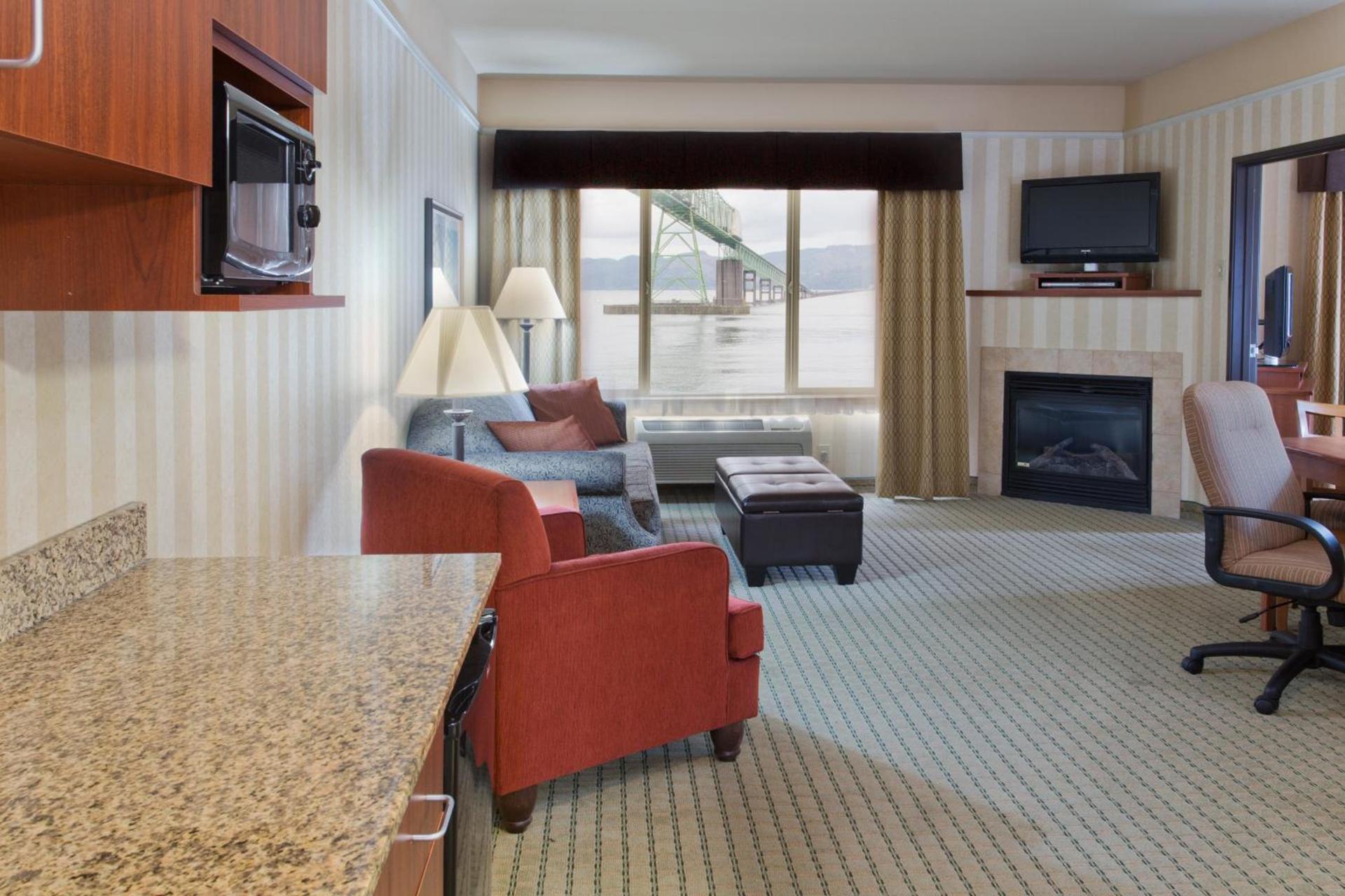 Holiday Inn Express Hotel & Suites Astoria by IHG photo 43