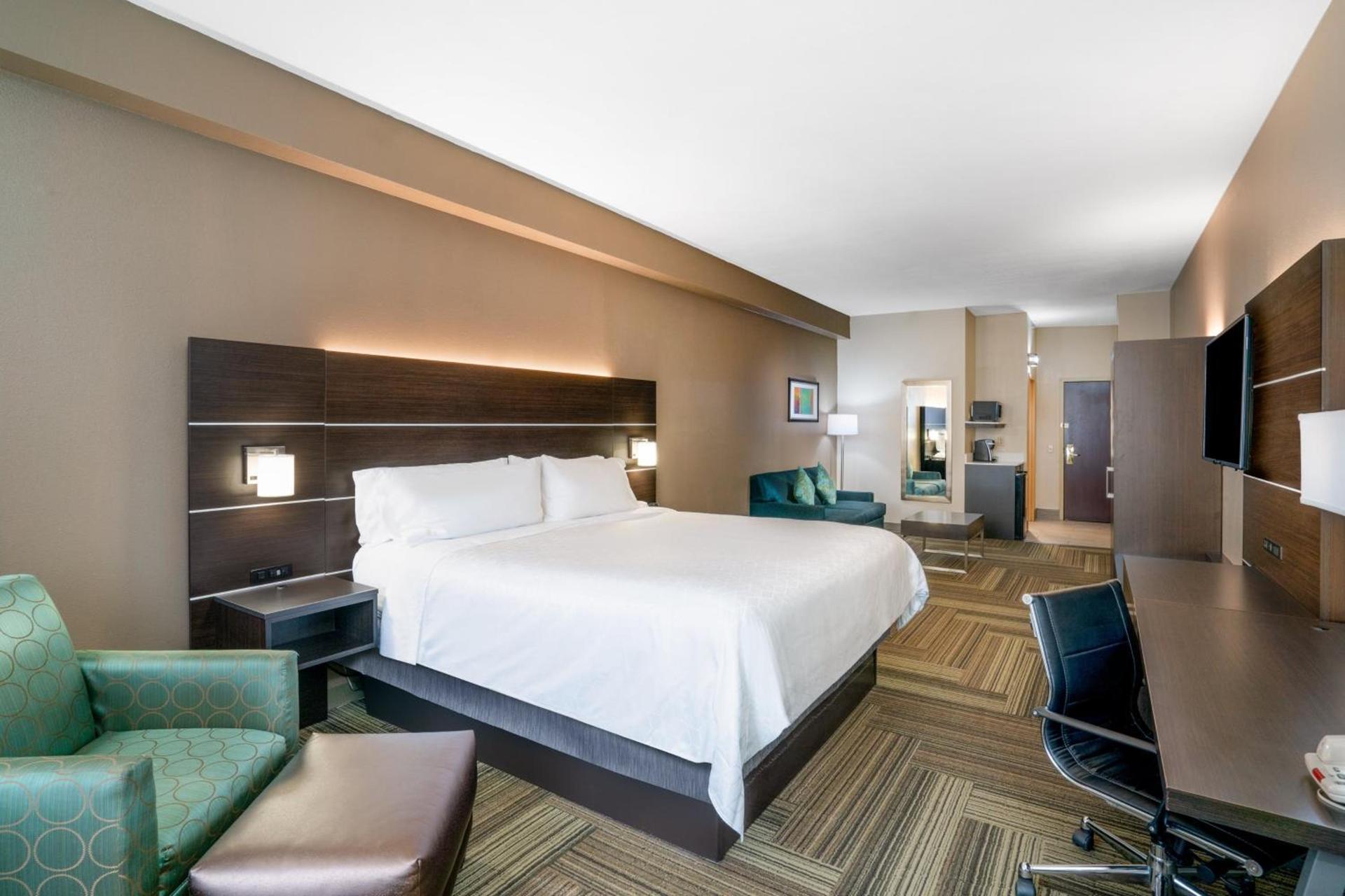 Holiday Inn Express Hotel & Suites Ashland by IHG photo 21