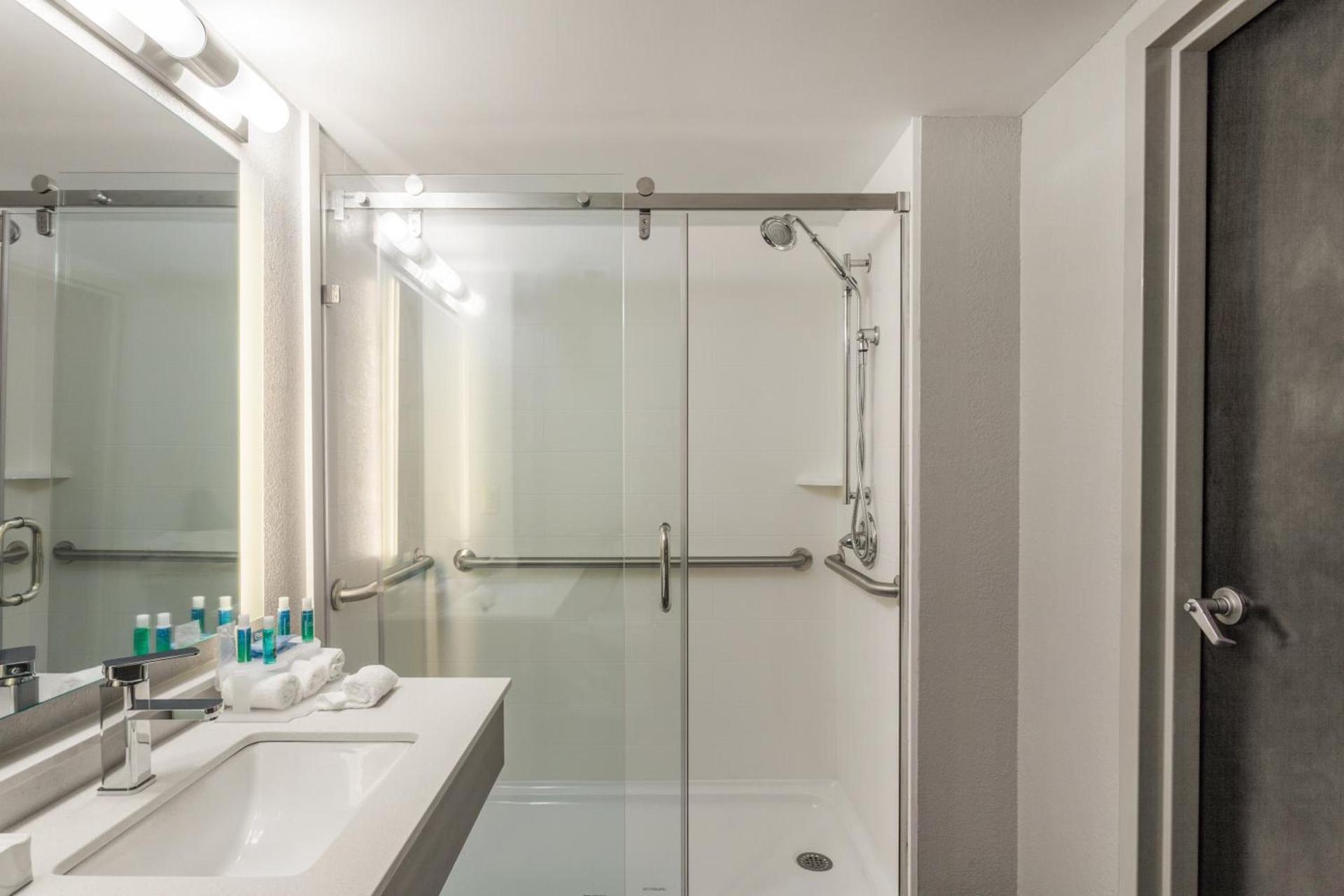 Holiday Inn Express & Suites Augusta West - Ft Gordon Area by IHG photo 21