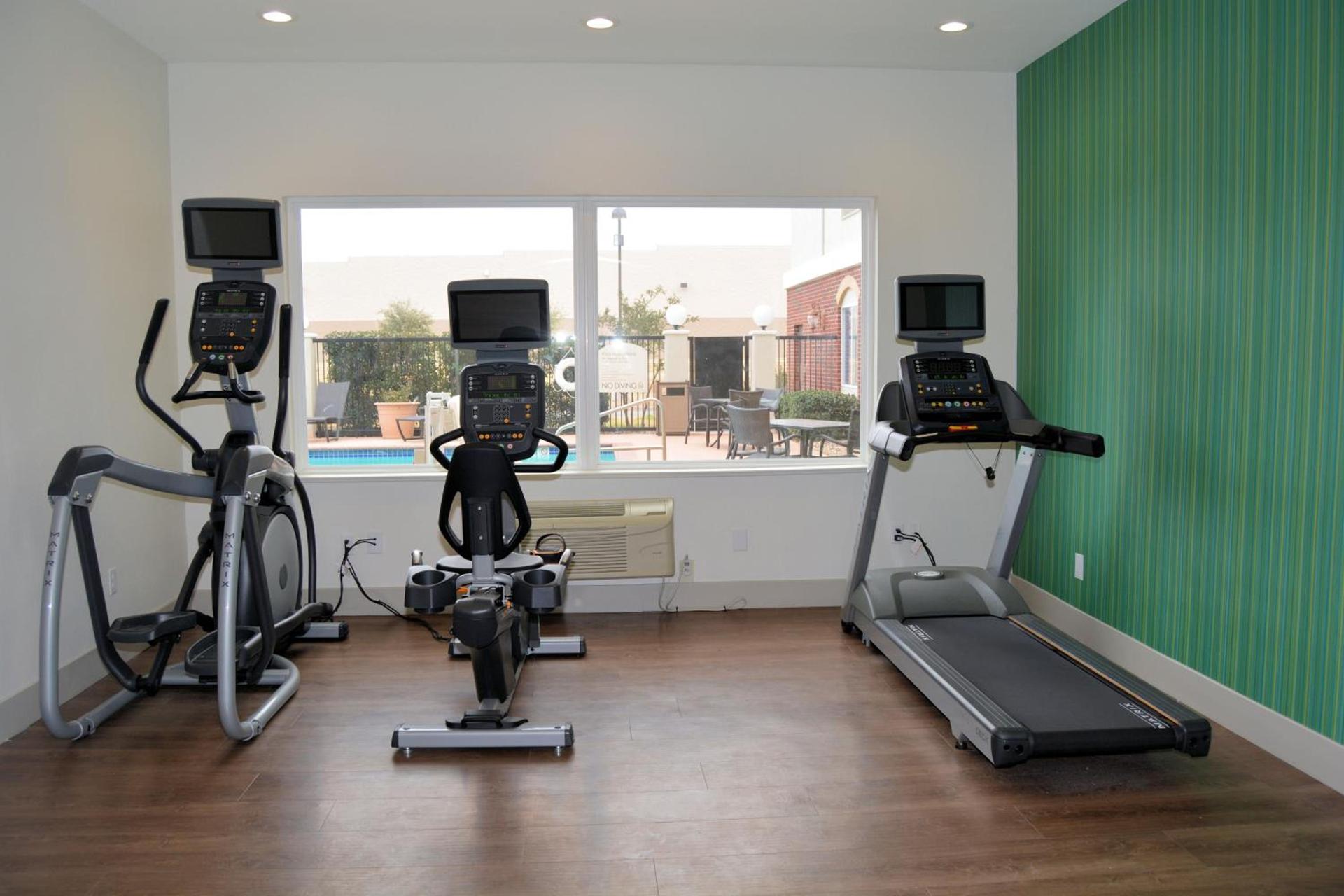 Holiday Inn Express Hotel and Suites Abilene, an IHG Hotel photo 3